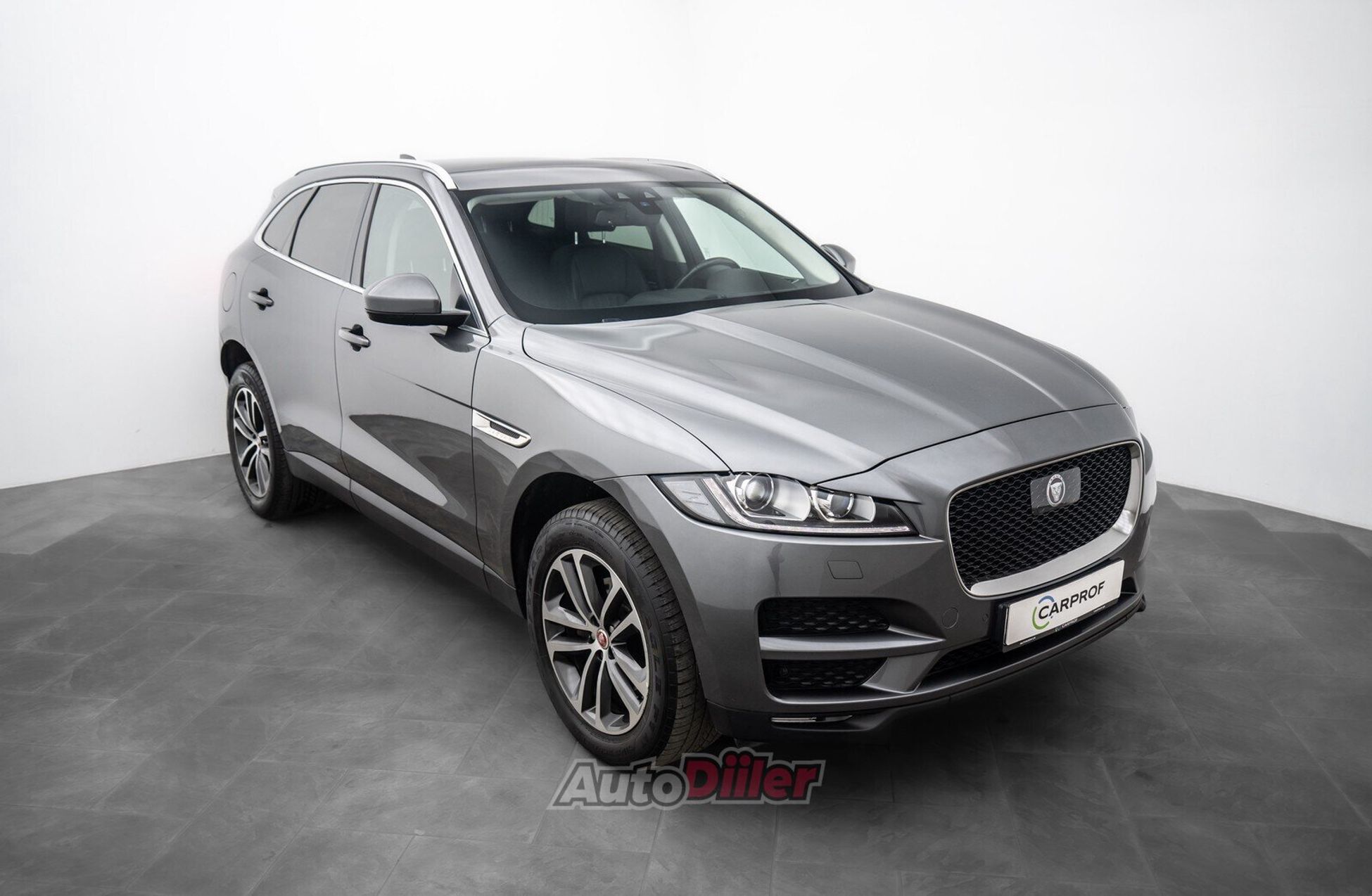 Jaguar F-Pace 2.0 132kW 2017, kuva 3/10