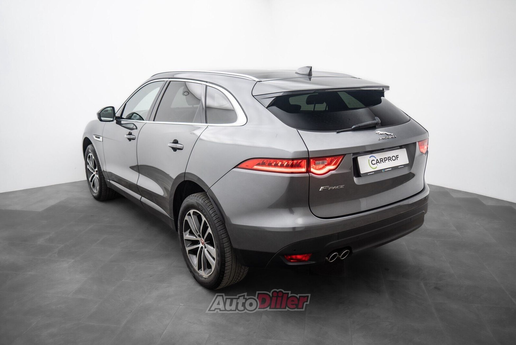 Jaguar F-Pace 2.0 132kW 2017, kuva 6/10