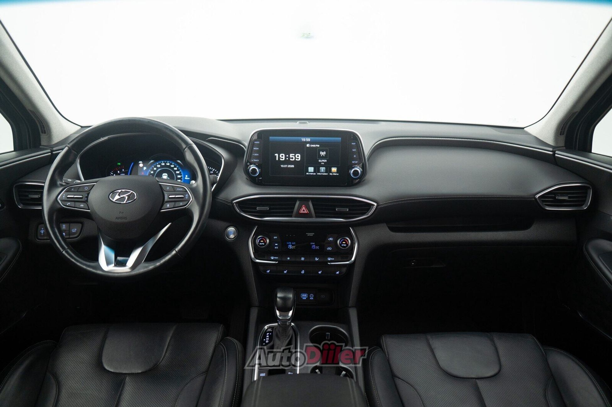 Hyundai Santa Fe 2.2 147kW 2020, photo 2/10