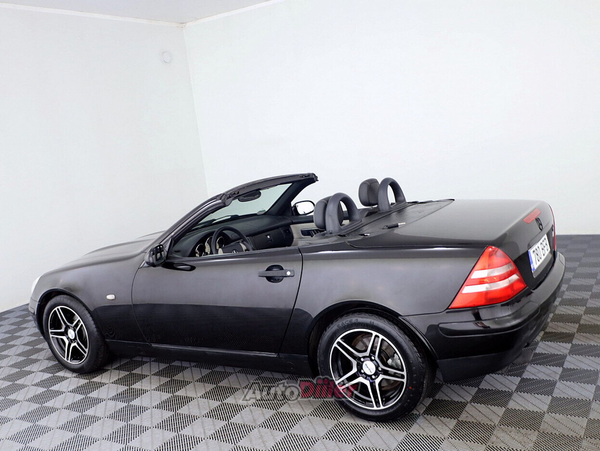 Mercedes-Benz SLK 200 2.0 100kW 1999, photo 4/8