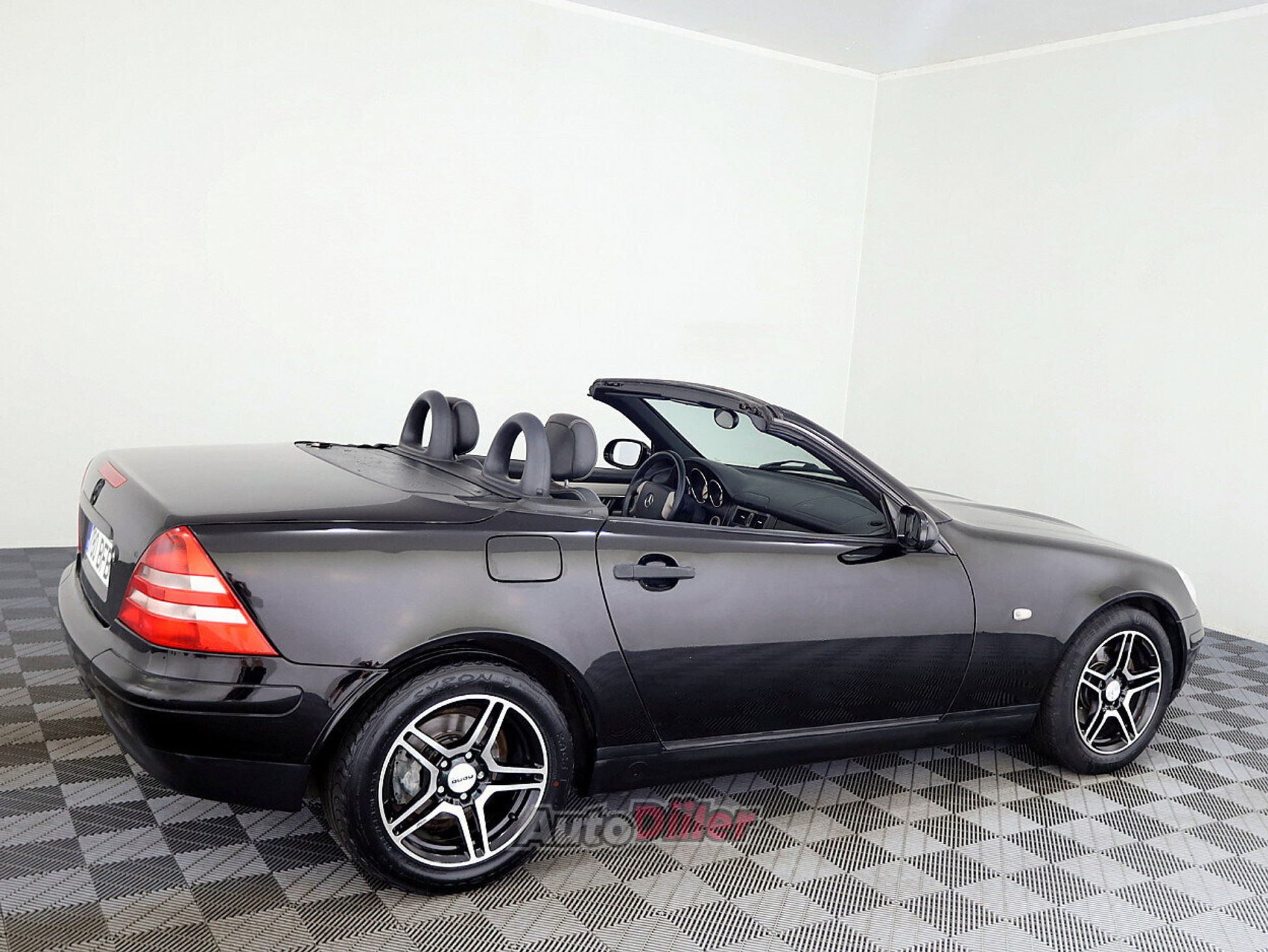 Mercedes-Benz SLK 200 2.0 100kW 1999, photo 3/8