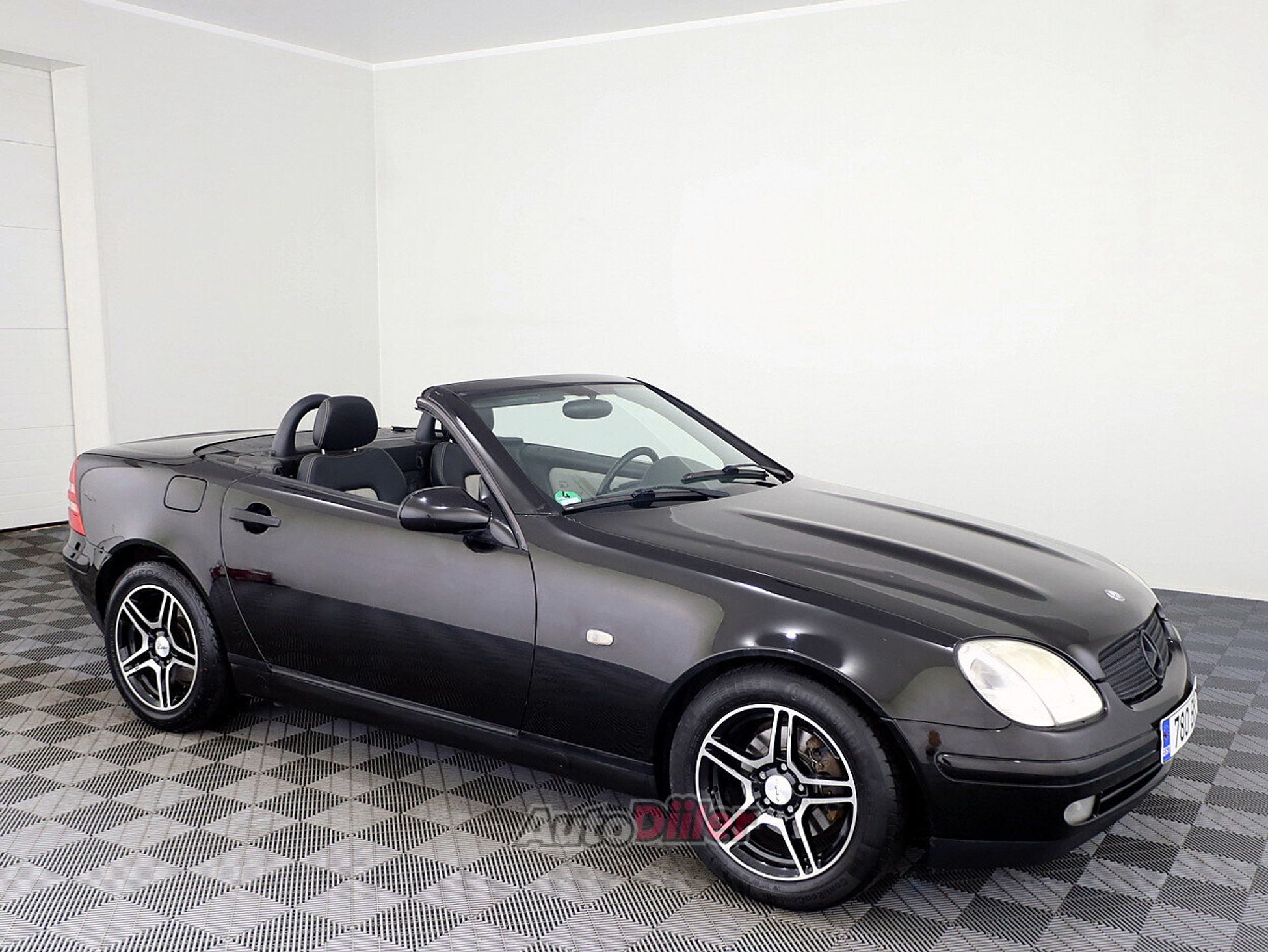 Mercedes-Benz SLK 200