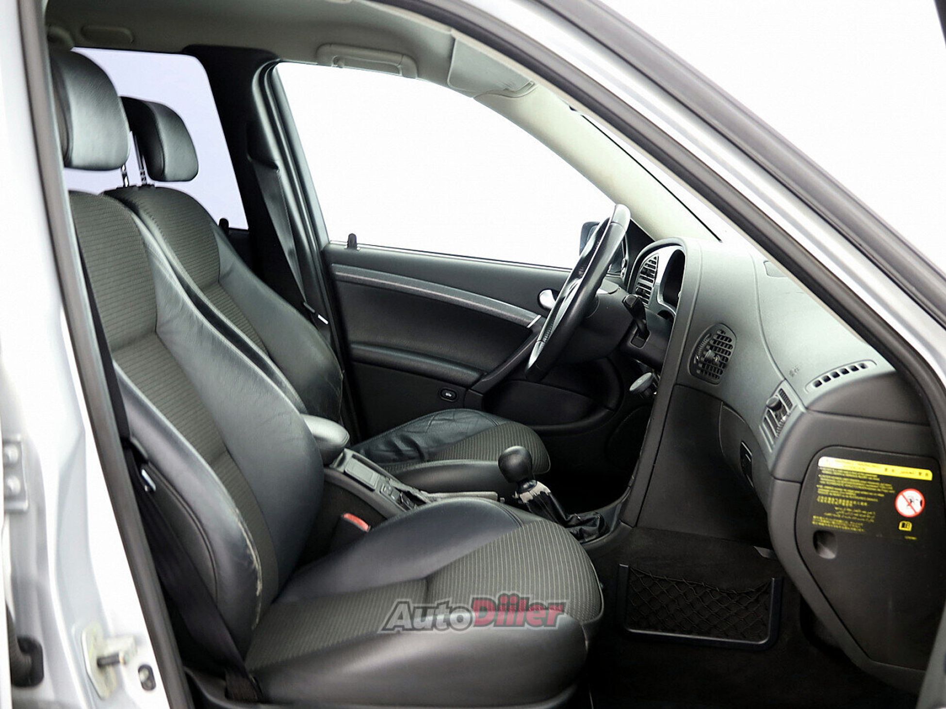 Saab 9-5 1.9 110kW 2006, kuva 6/7