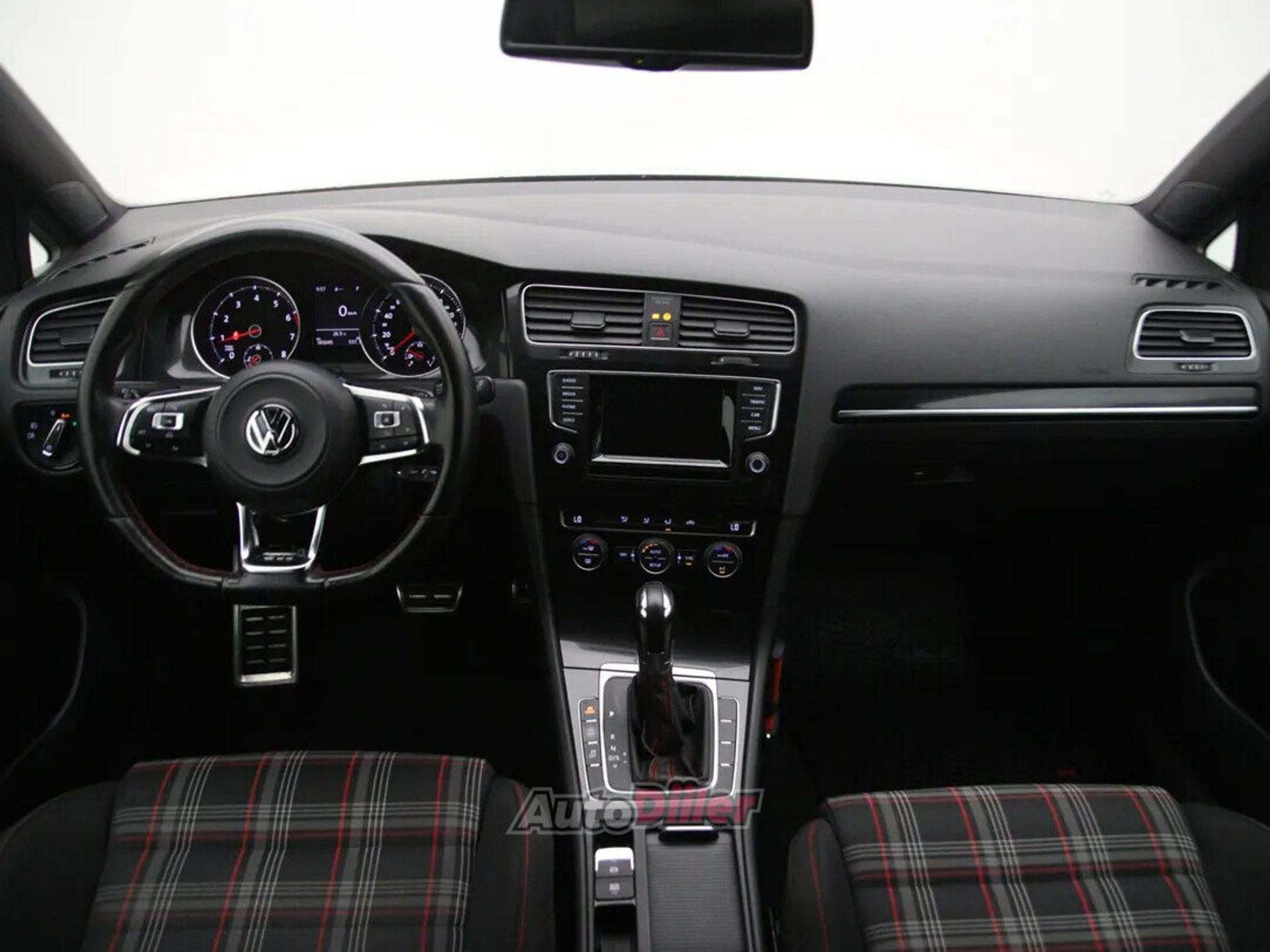 Volkswagen Golf 2014, kuva 2/10
