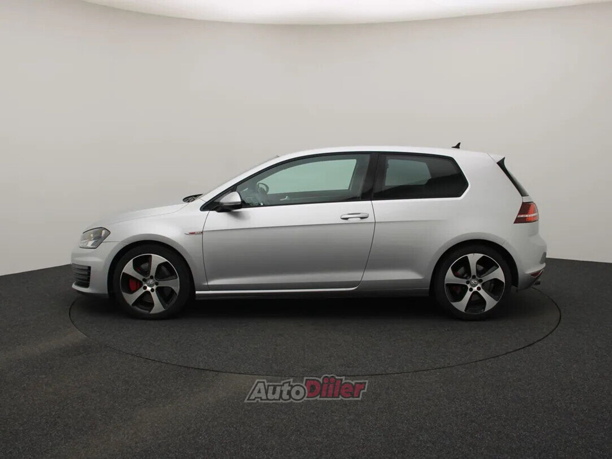 Volkswagen Golf 2014, kuva 6/10