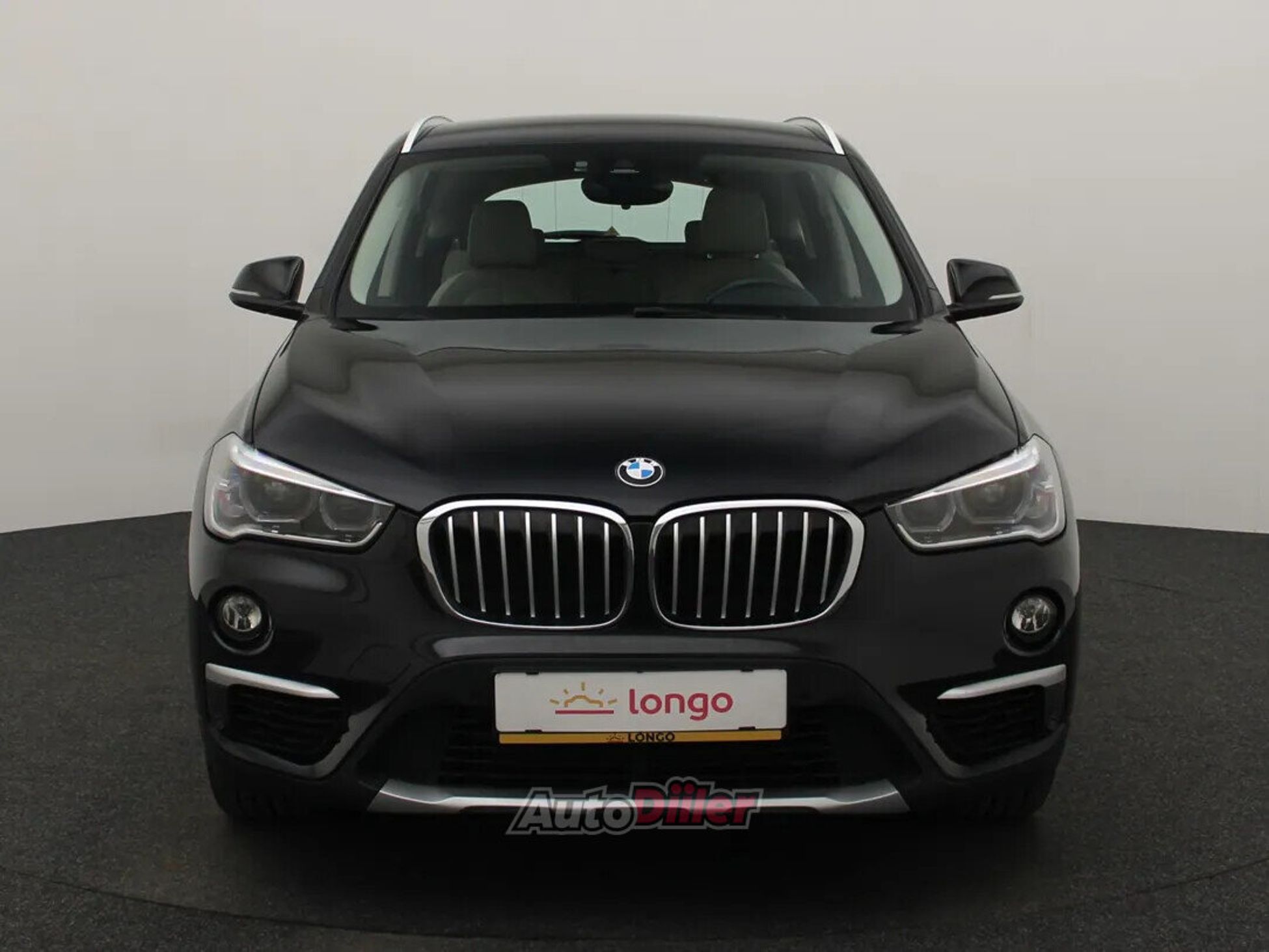 BMW X1 High Executive 2.0 141kW 2017, kuva 3/10