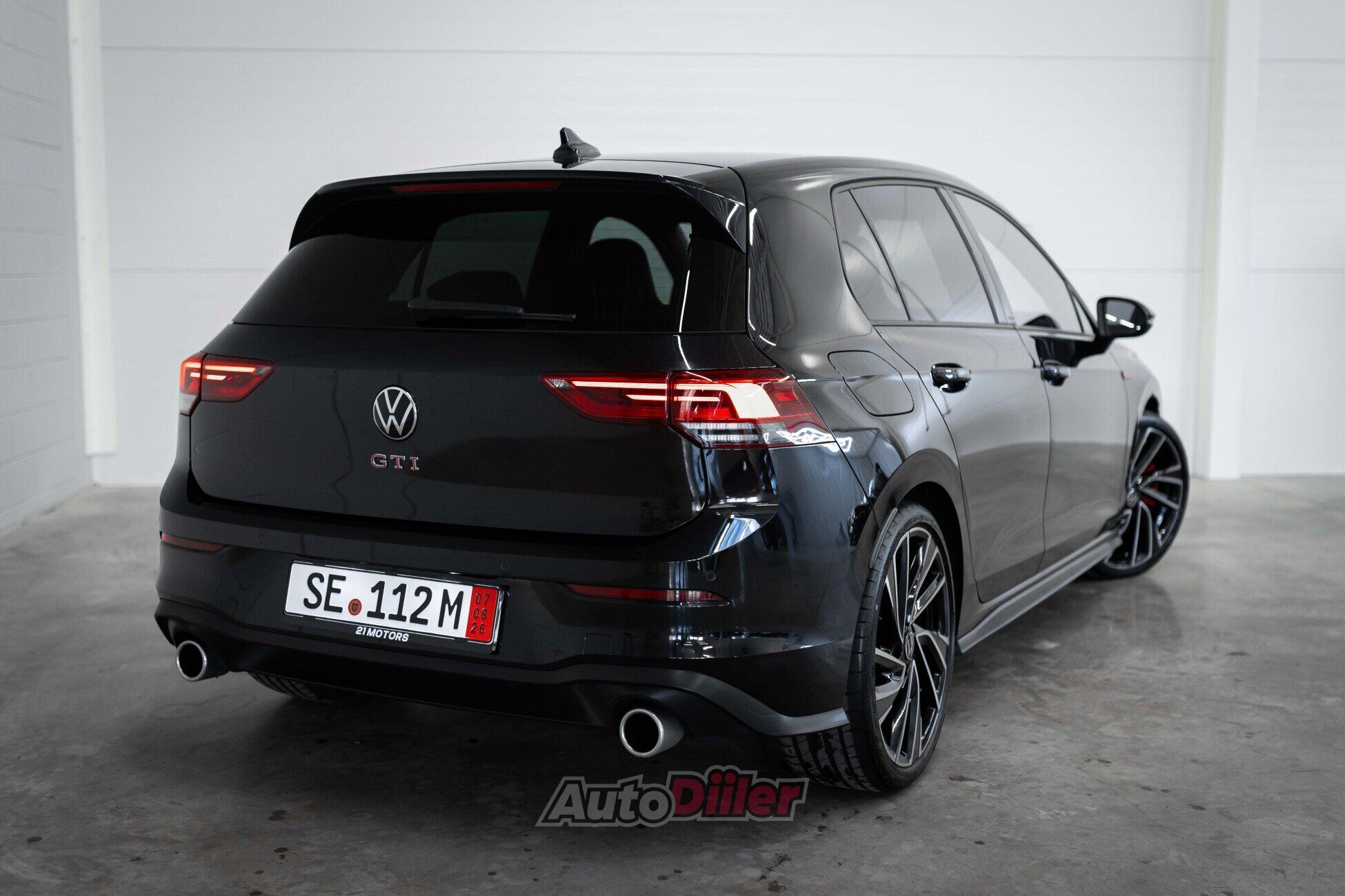Volkswagen Golf GTI 2.0 180kW 2021, photo 6/10