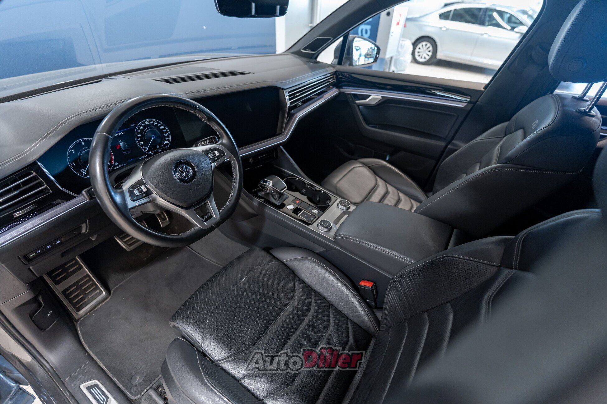 Volkswagen Touareg 2019, kuva 5/10