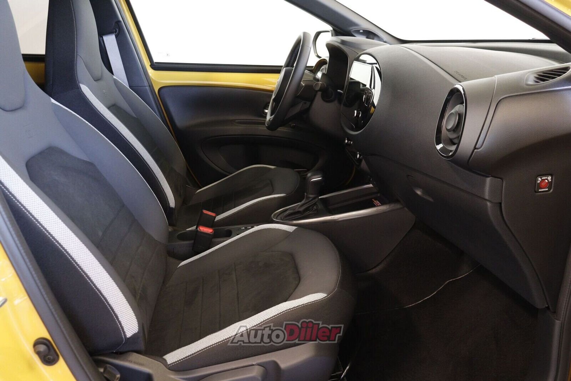 Toyota Aygo GR Sport 1.5 68kW 2026, photo 6/10