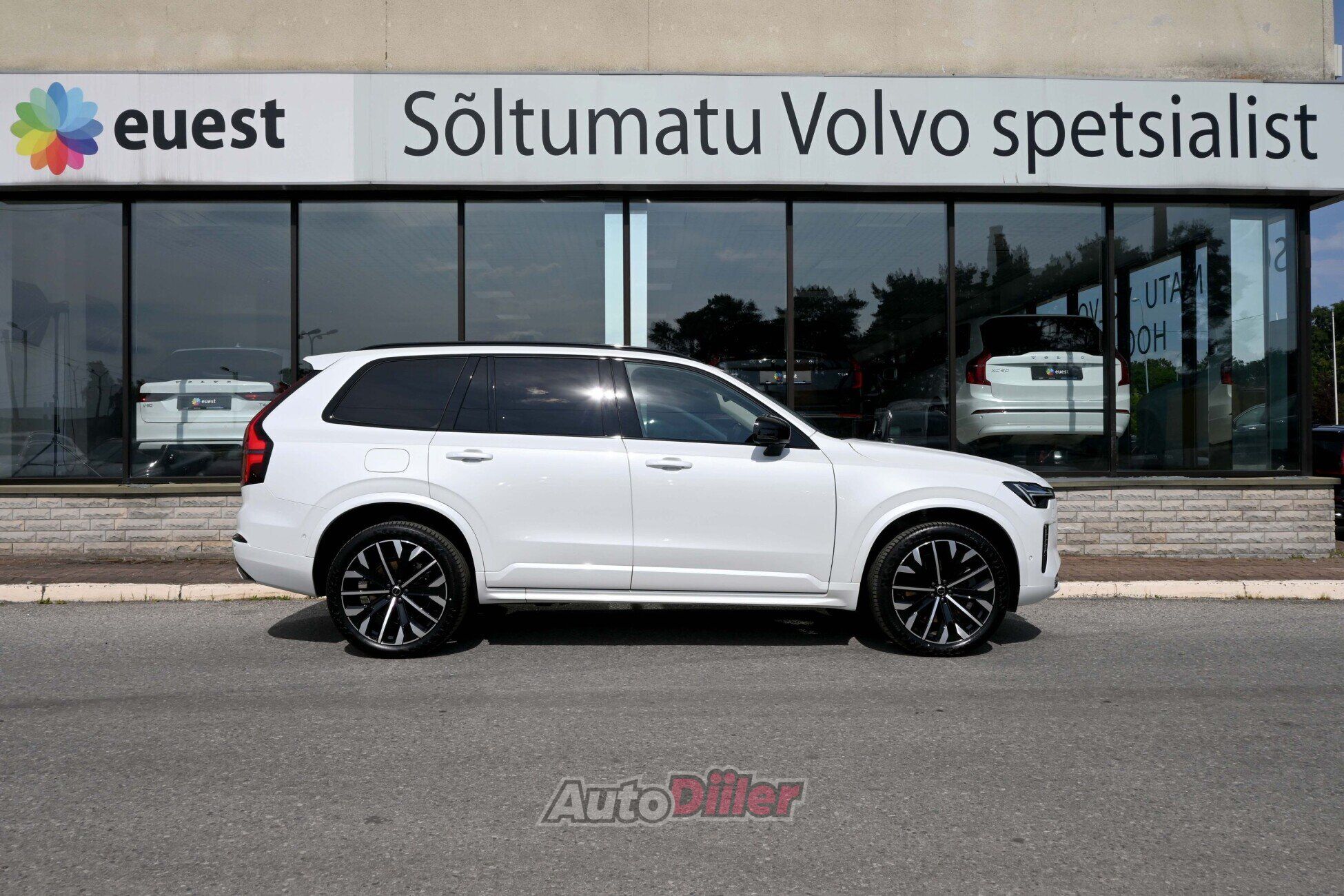 Volvo XC90 2025, photo 7/10