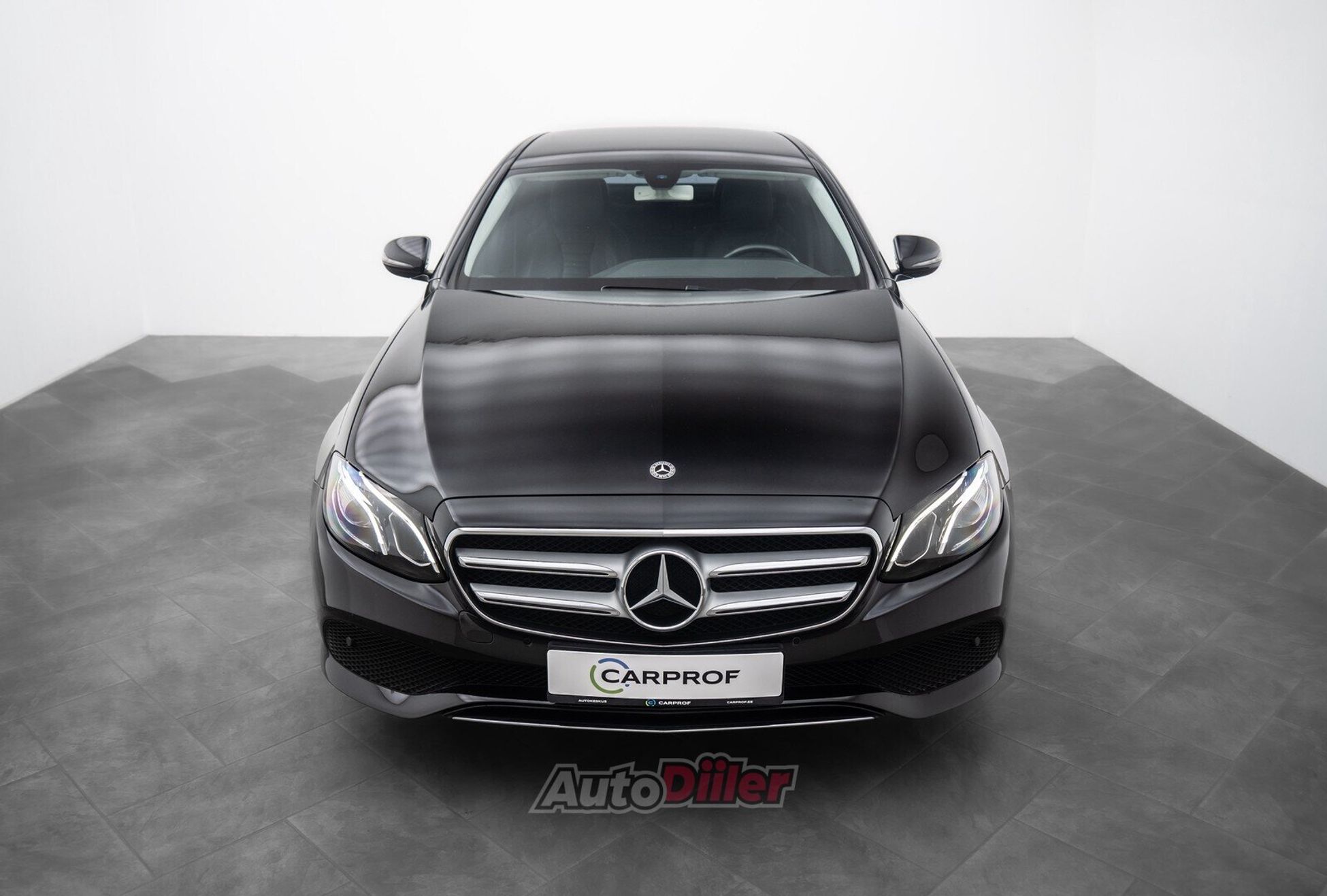 Mercedes-Benz E 220 2.0 143kW 2017, photo 2/10