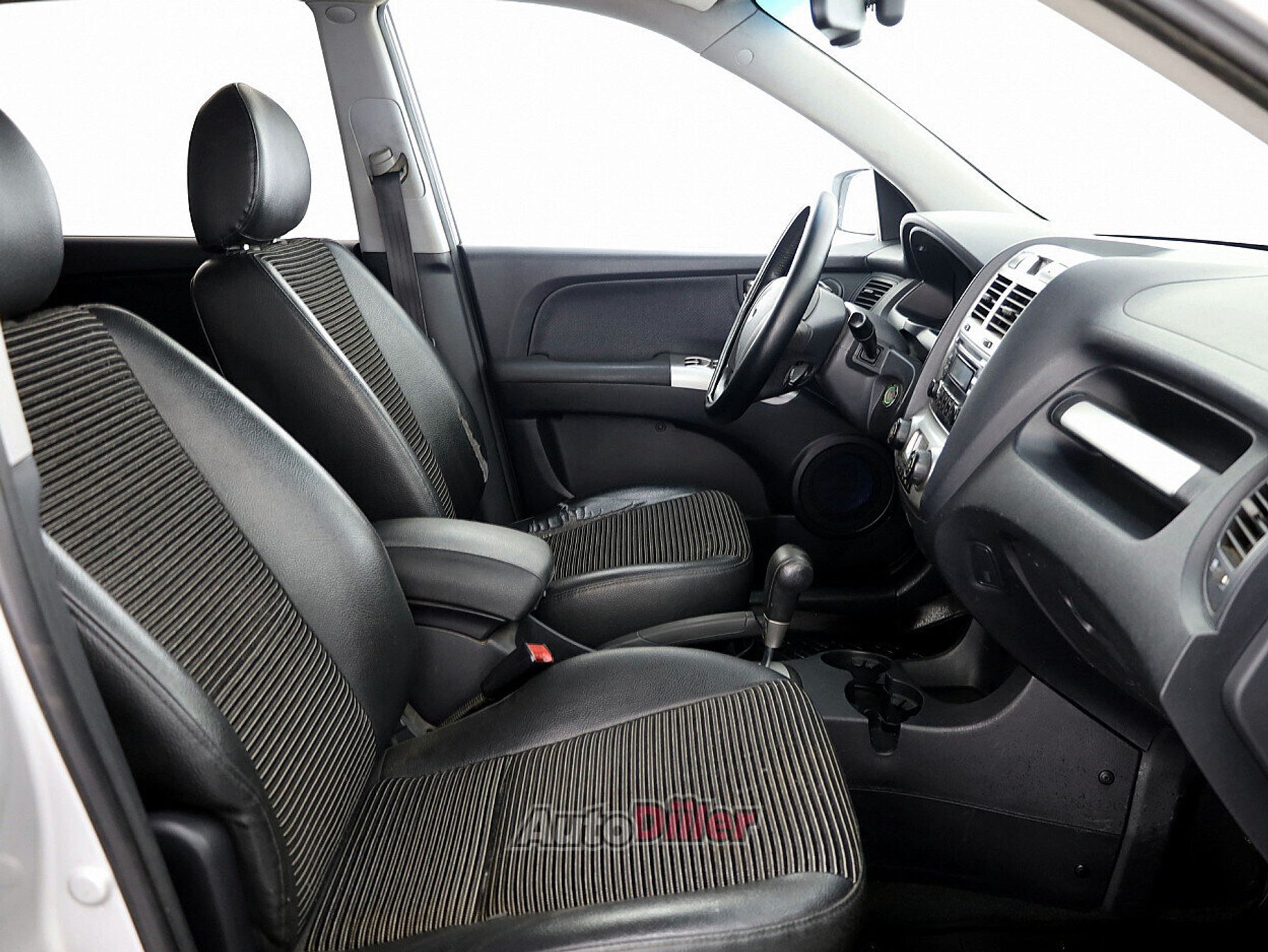 Kia Sportage 2.0 83kW 2005, photo 6/8