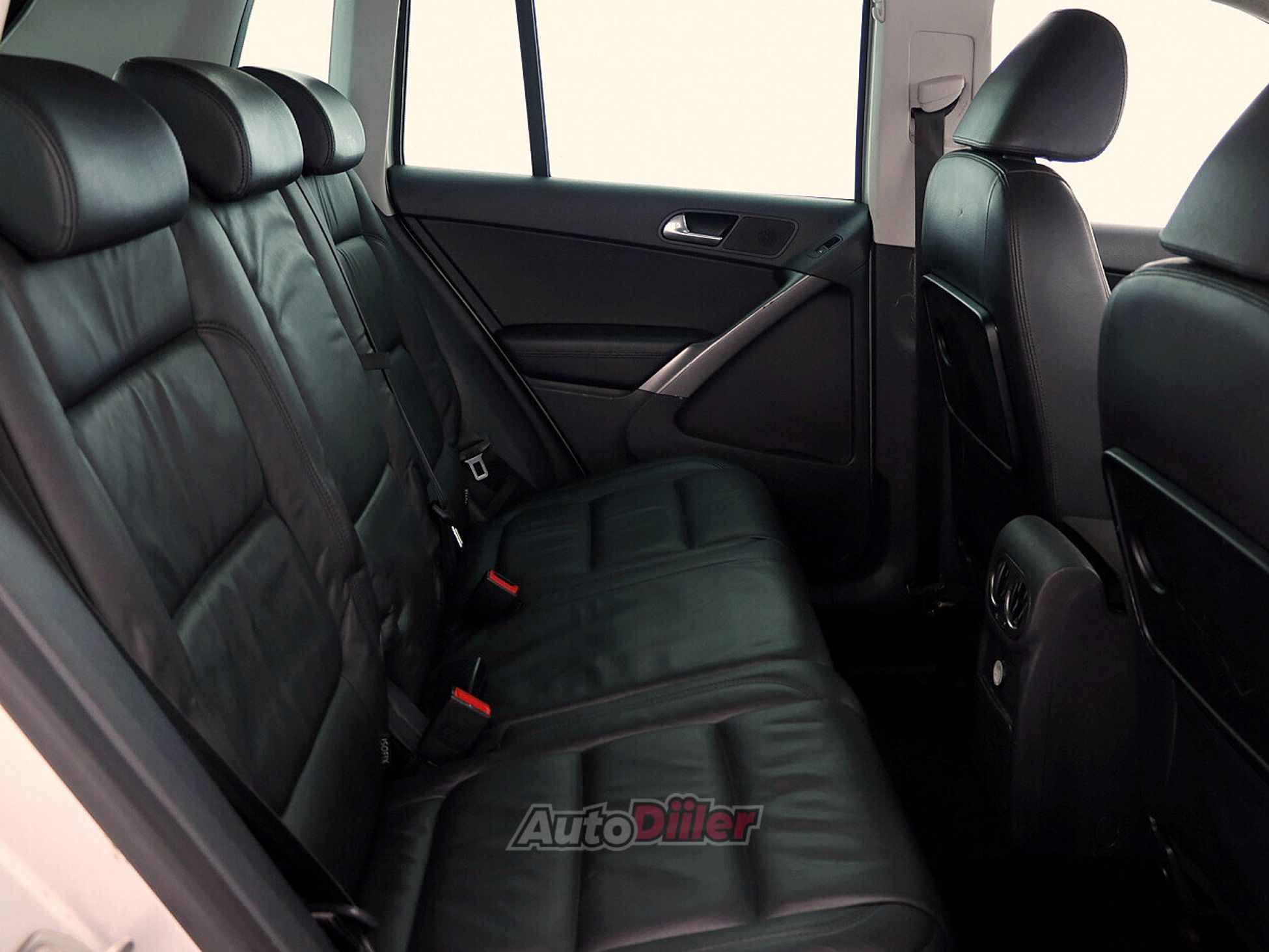 Volkswagen Tiguan 2.0 125kW 2009, kuva 7/8