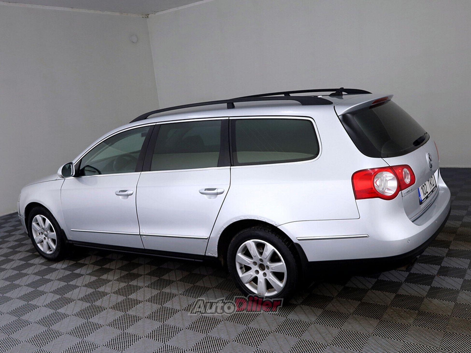 Volkswagen Passat 2.0 103kW 2010, photo 4/7