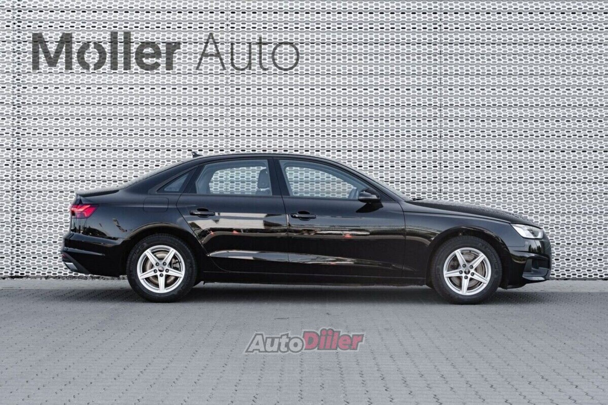 Audi A4 2.0 110kW 2024, kuva 5/10
