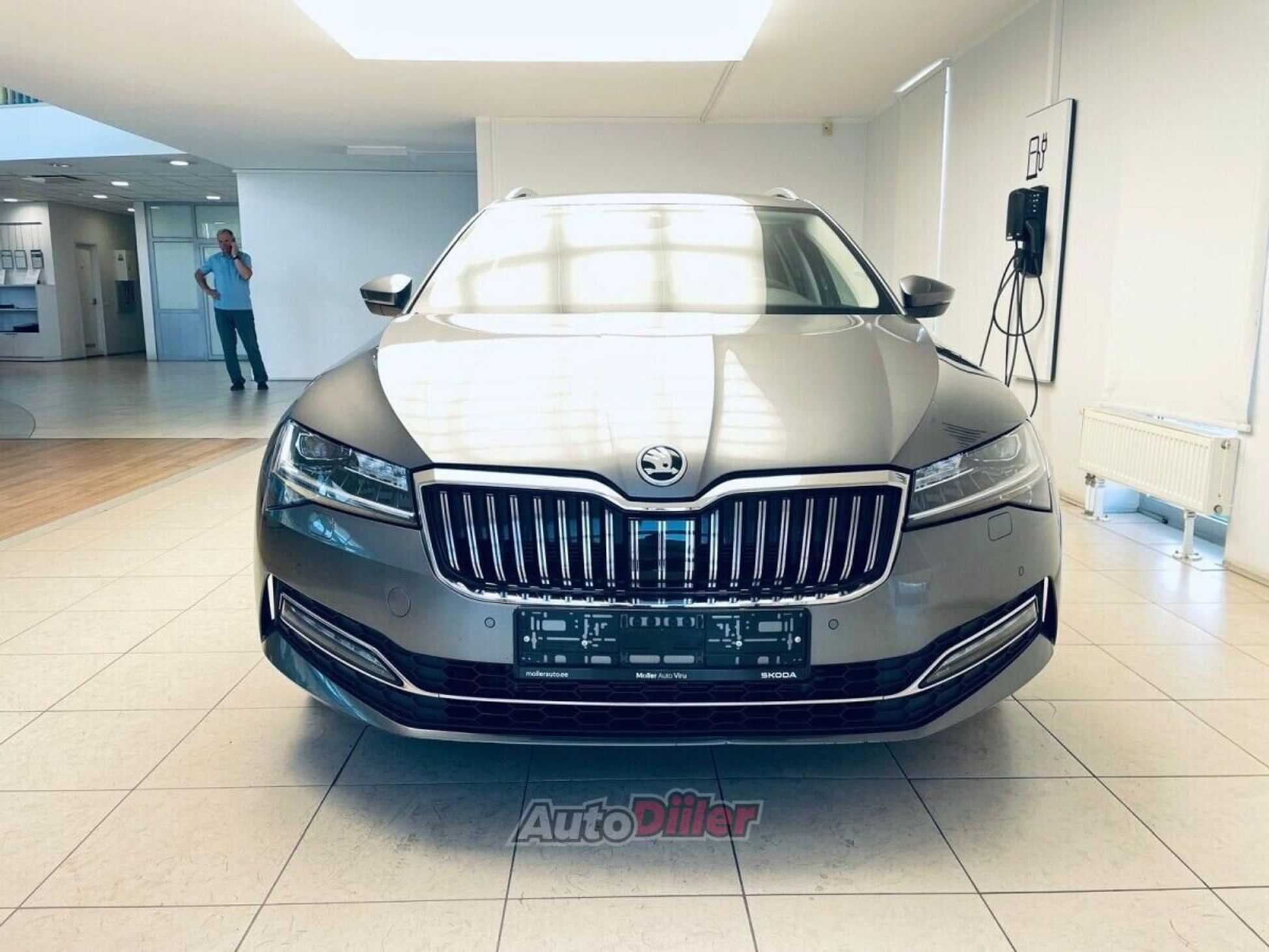 Skoda Superb 2.0 110kW 2023, kuva 6/10