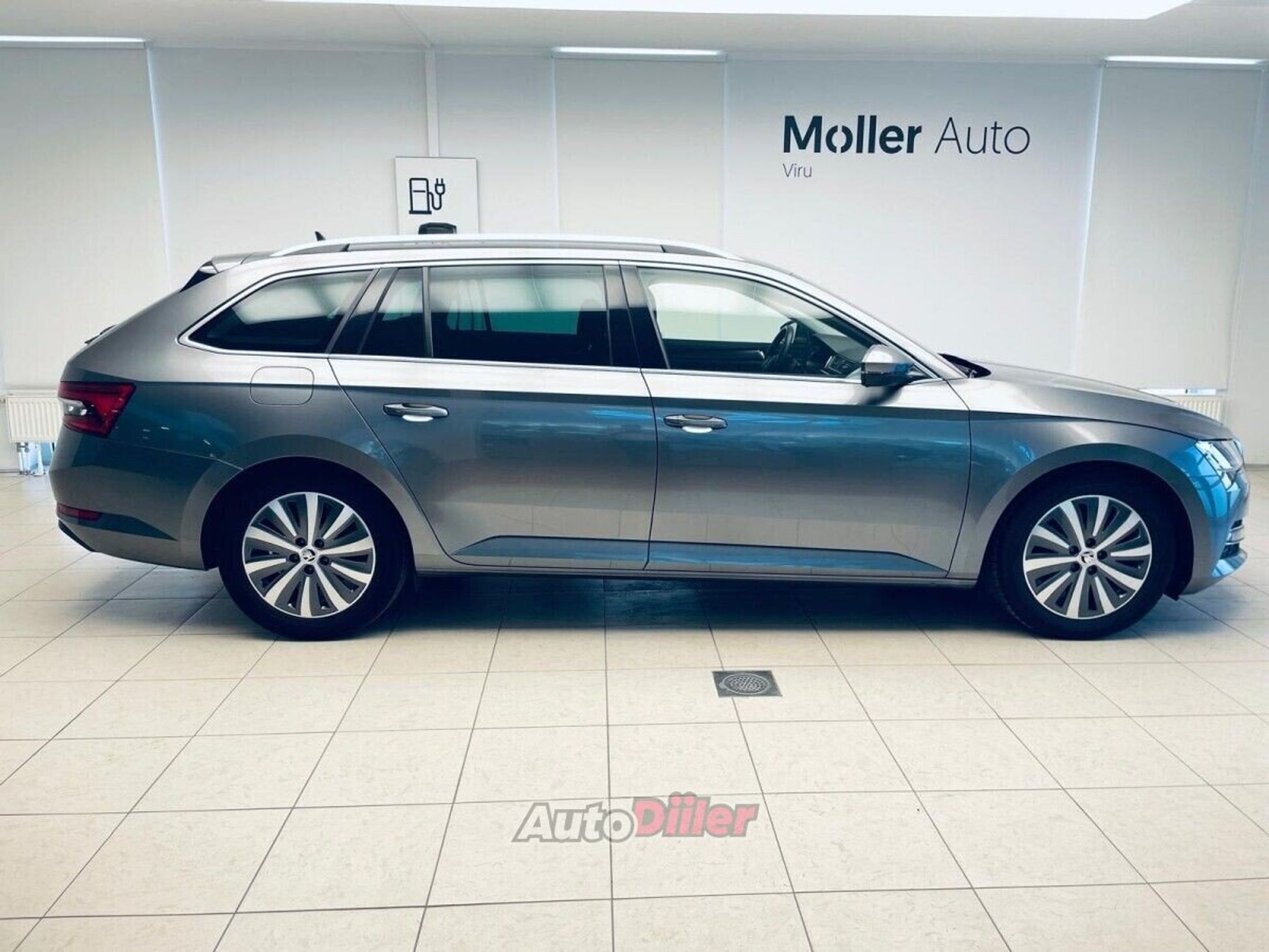 Skoda Superb 2.0 110kW 2023, kuva 5/10