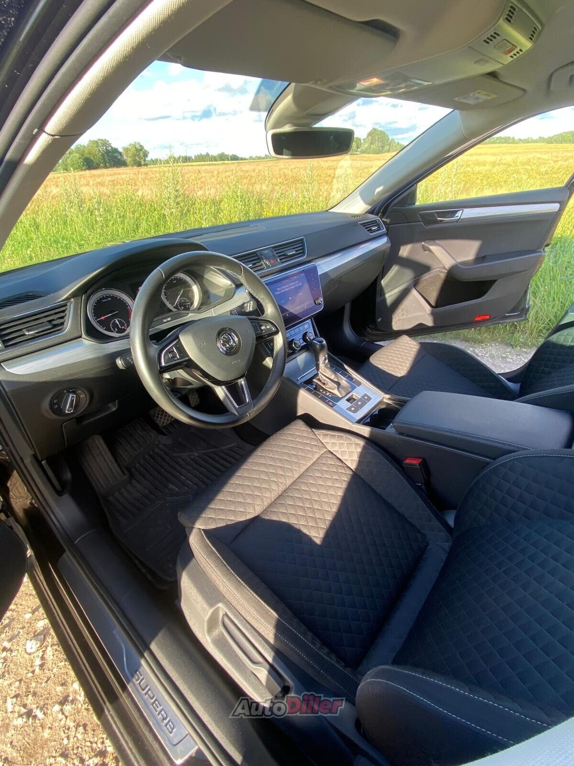Skoda Superb 2.0 110kW 2020, photo 5/8