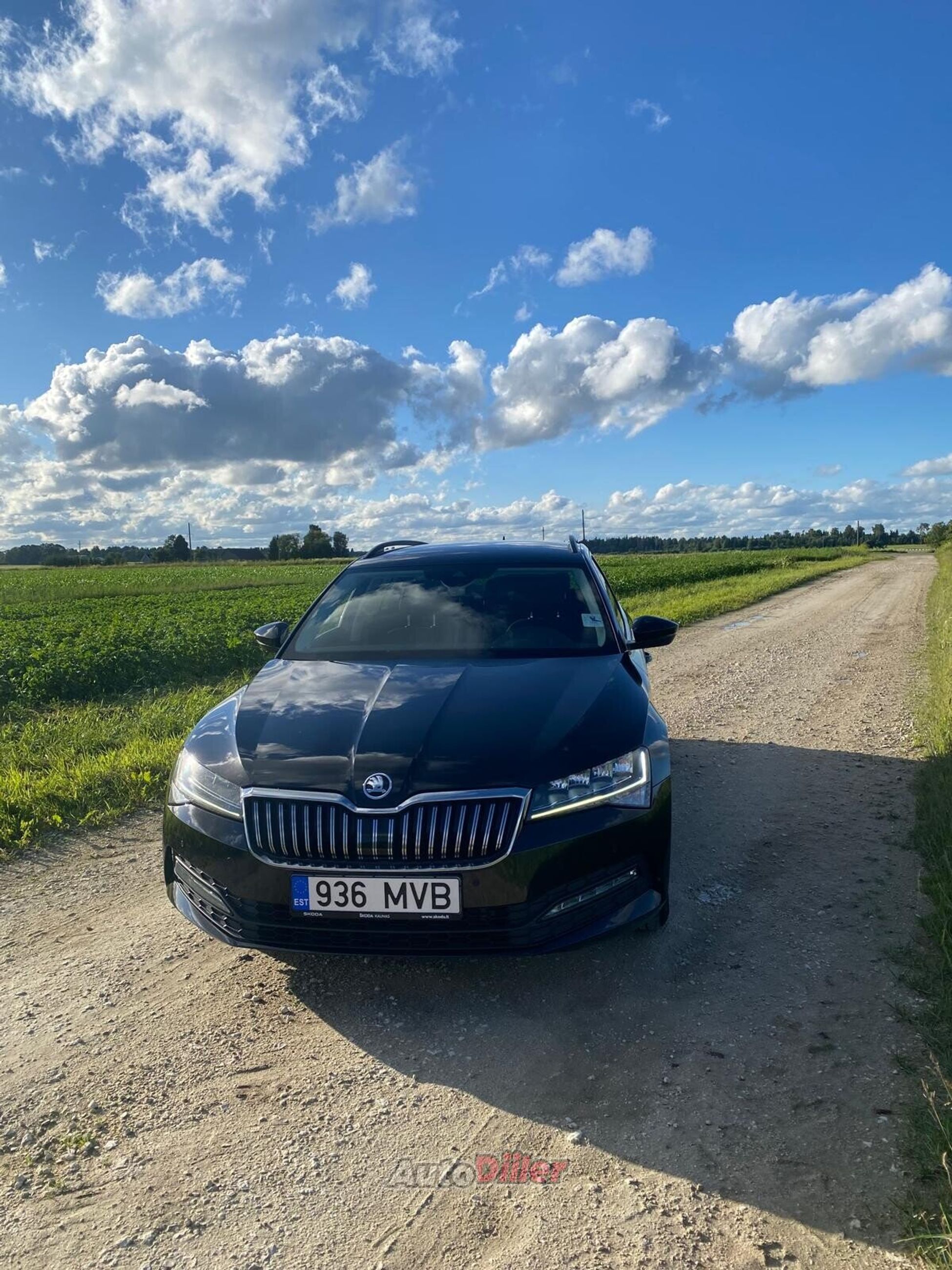 Skoda Superb 2.0 110kW 2020, photo 2/8