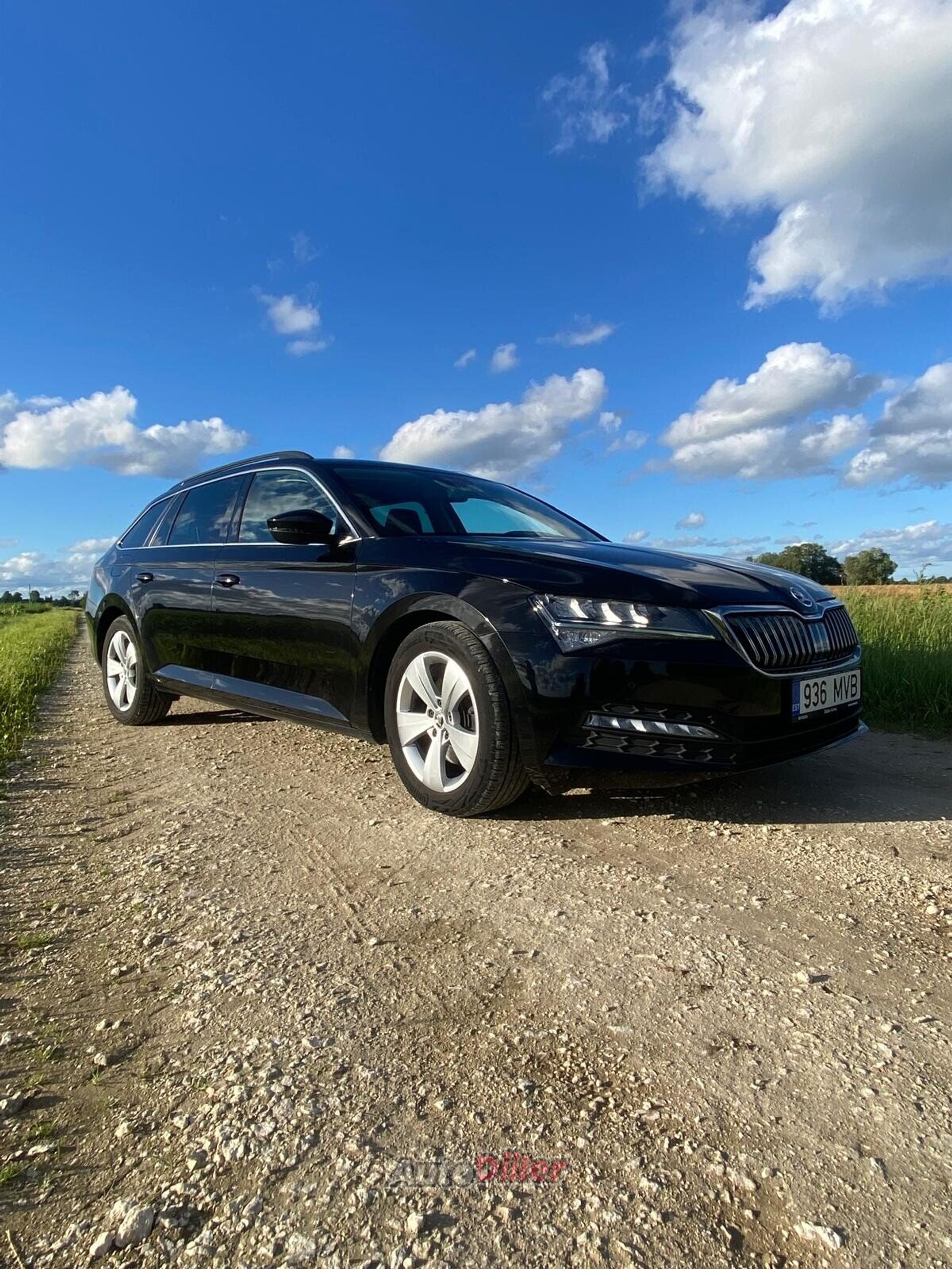 Skoda Superb 2.0 110kW 2020, photo 3/8