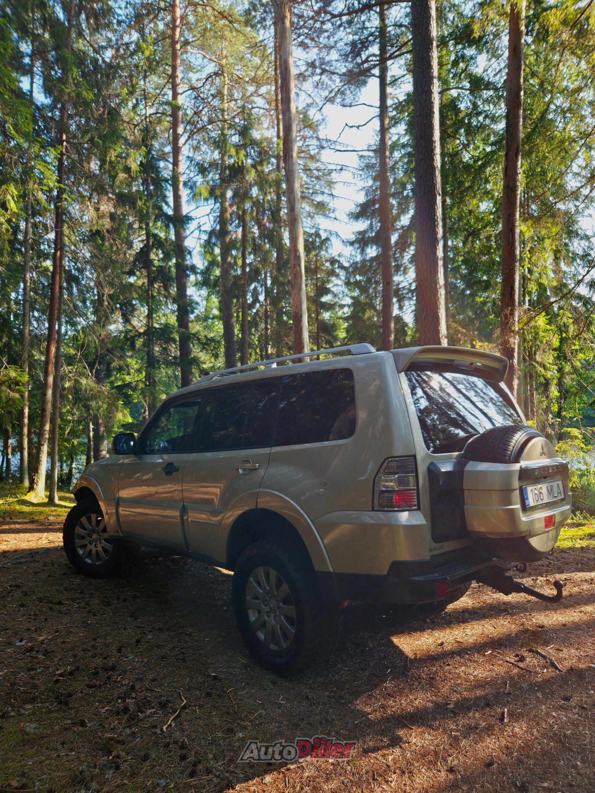 Mitsubishi Pajero 3.2 125kW 2007, photo 3/10