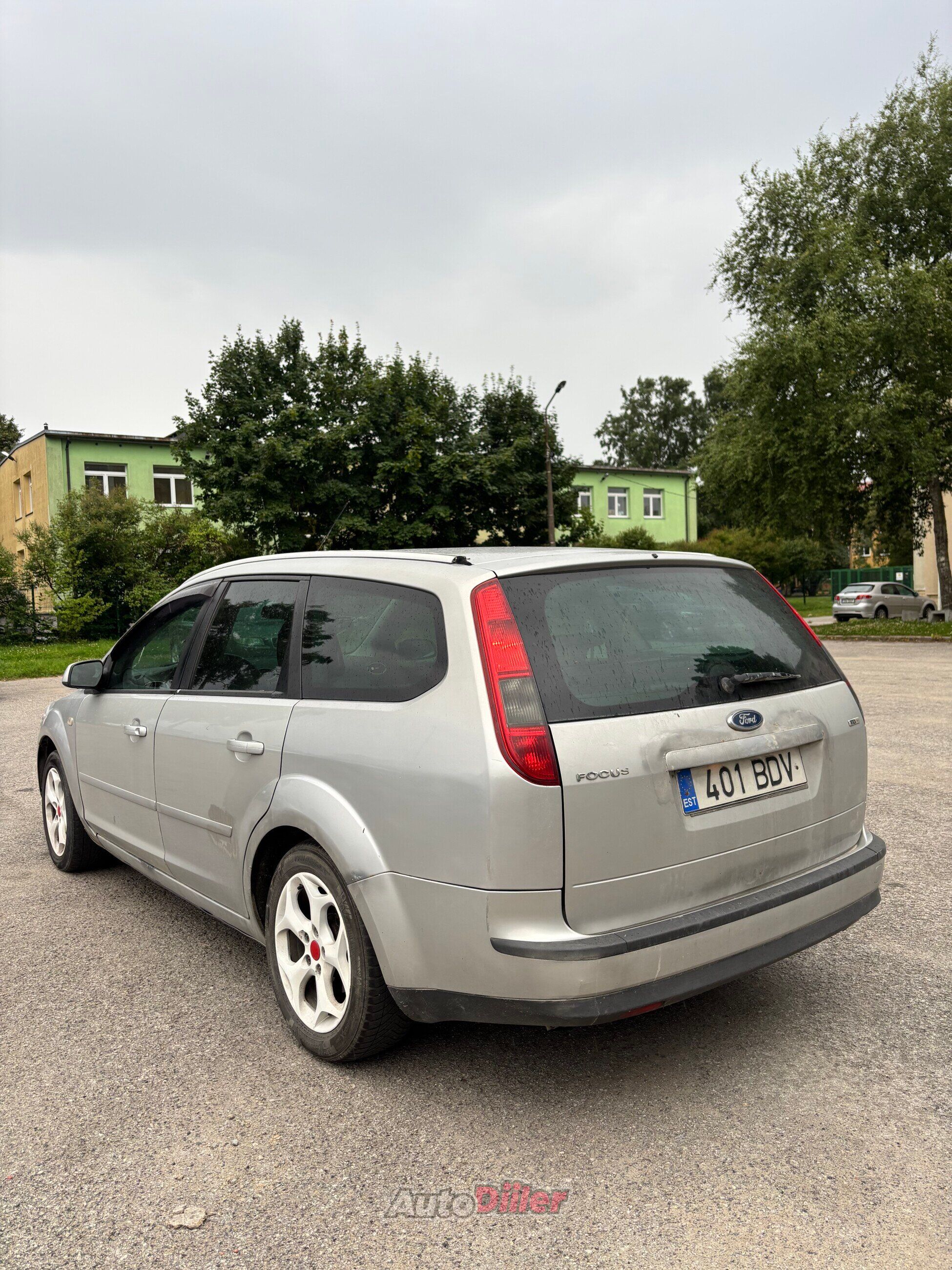 Ford Focus 66kW 2007, kuva 4/7