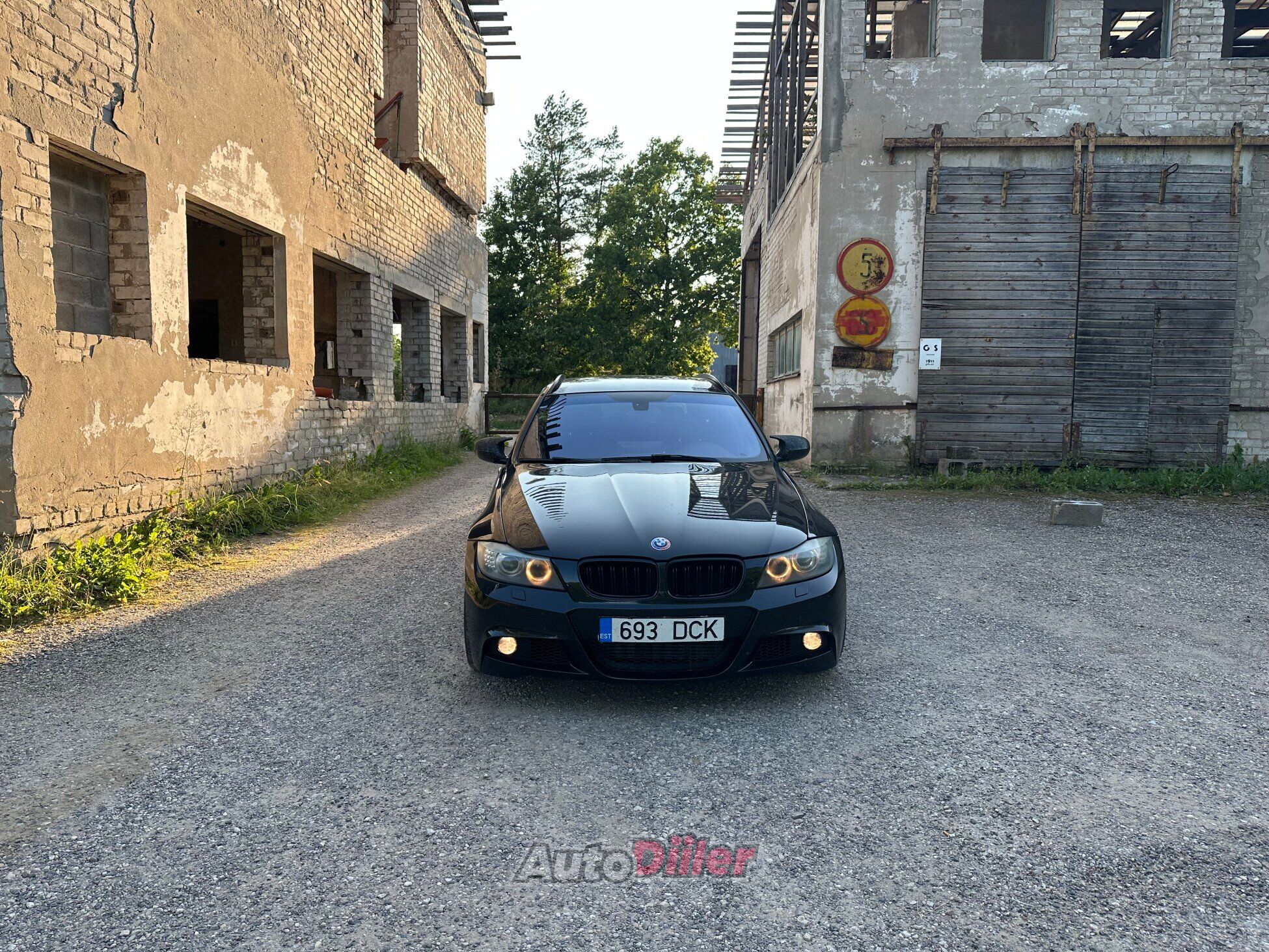 BMW 318 M-pakett 2.0 105kW 2010, kuva 3/10