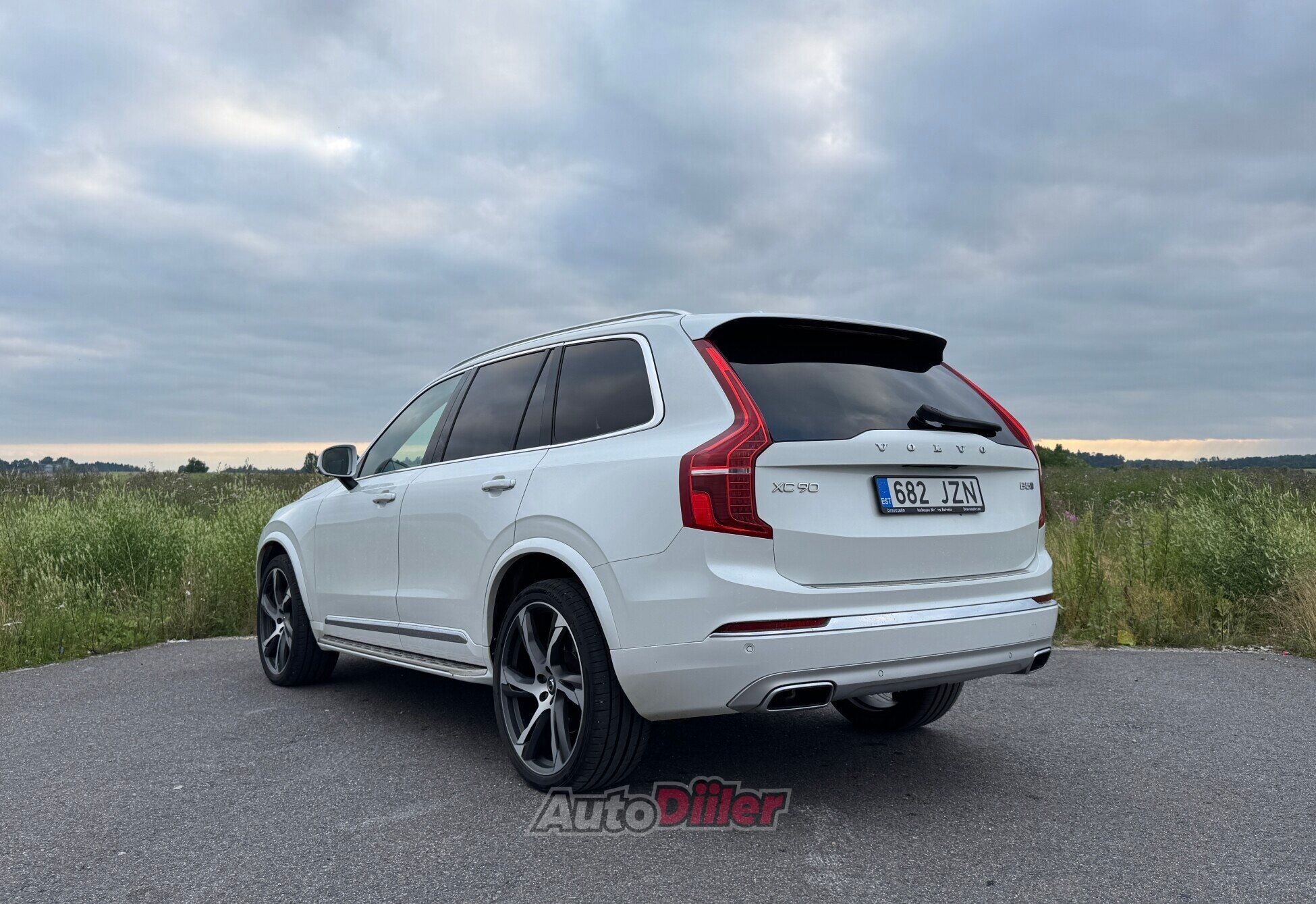 Volvo XC90 2.0 173kW 2020, photo 6/10