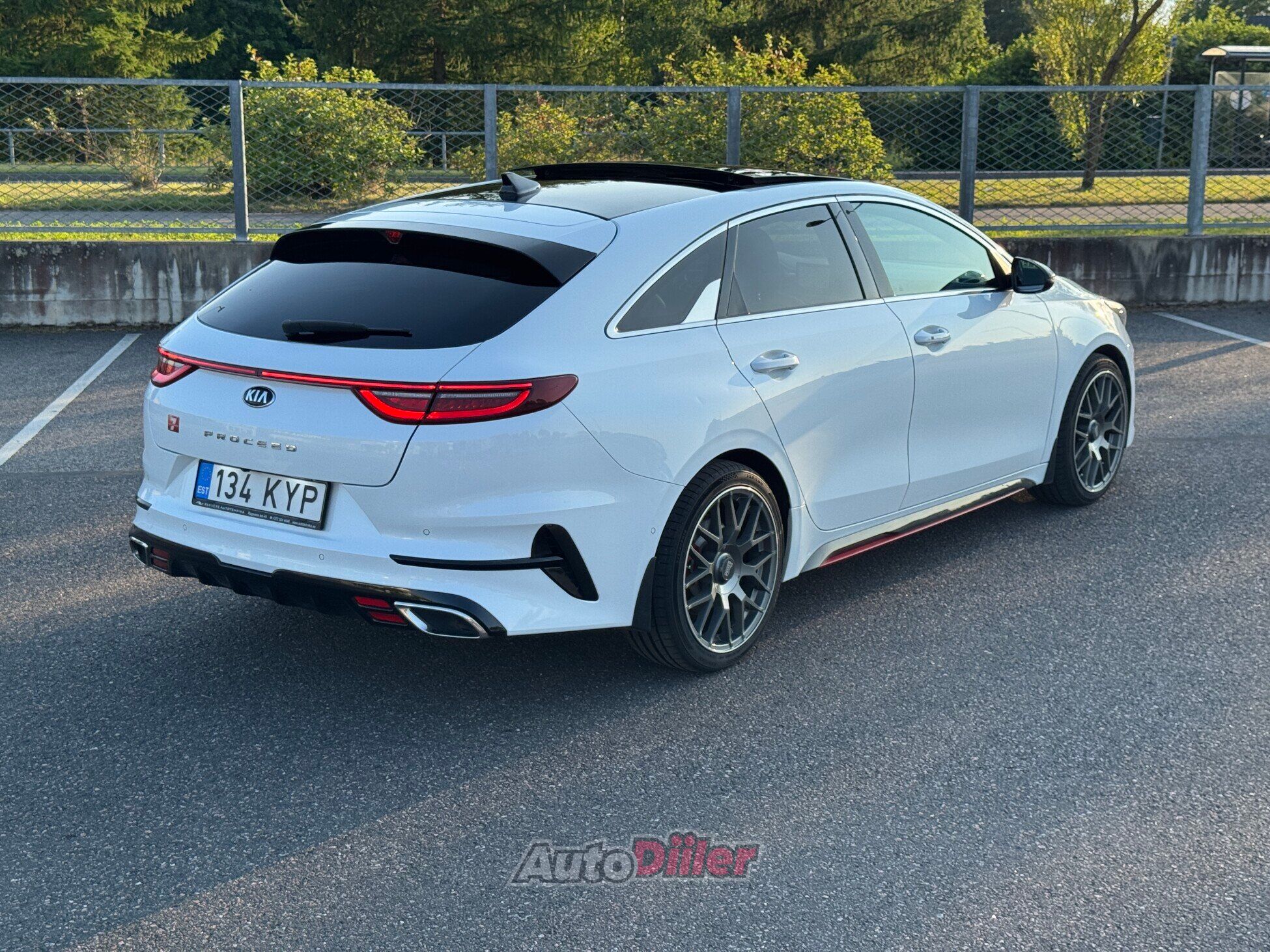 Kia pro cee'd / ProCeed GT TX 1.6 150kW 2020, photo 3/10