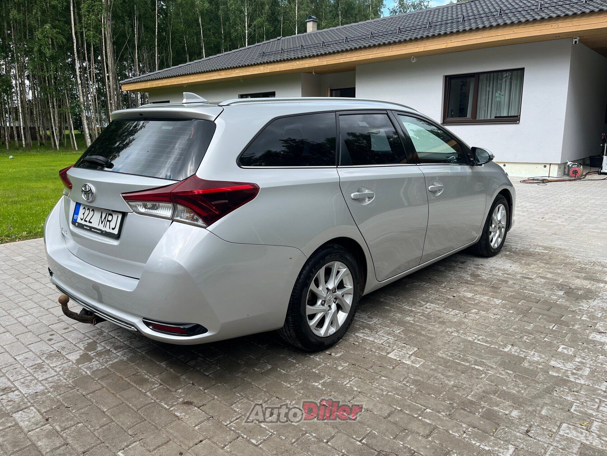 Toyota Auris 1.6 97kW 2017, photo 3/10