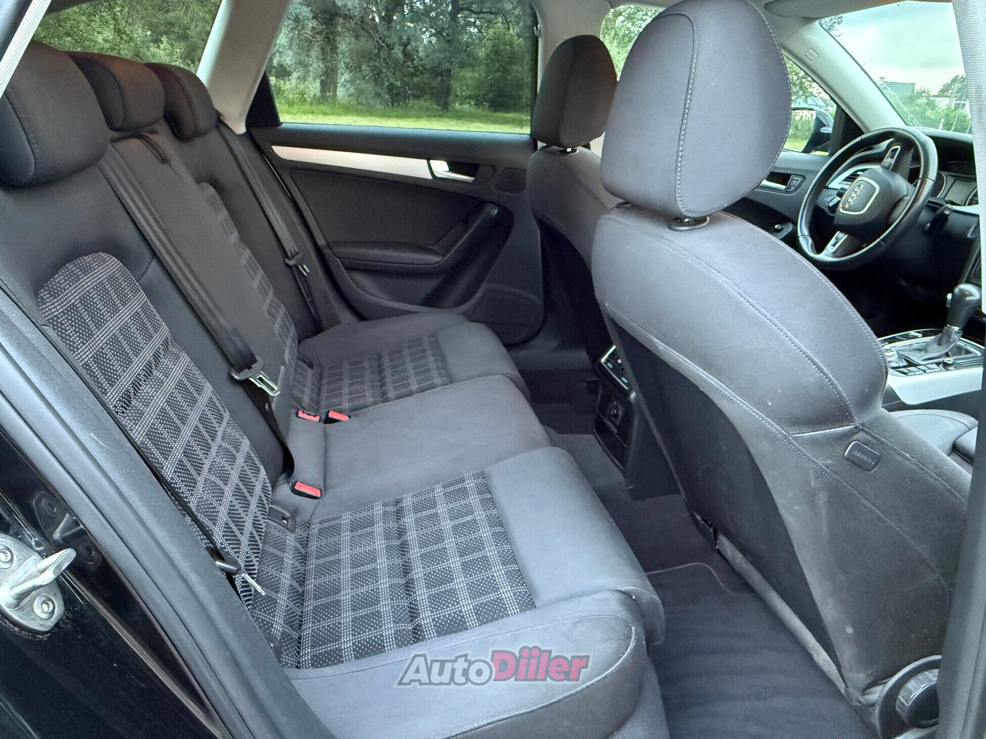 Audi A4 B8 Avant 2.0 105kW 2010, photo 6/9
