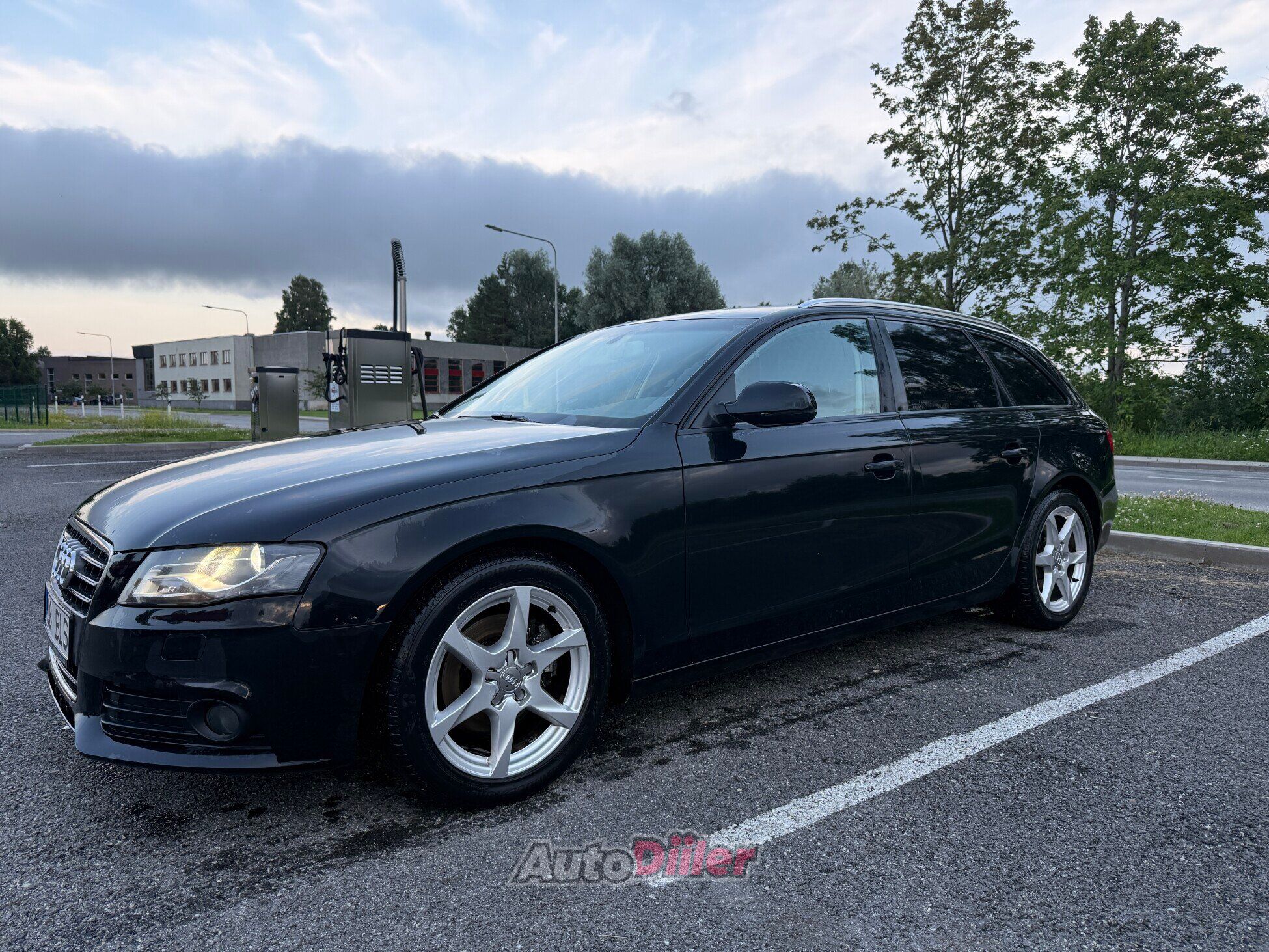Audi A4 B8 Avant 2.0 105kW 2010, photo 3/9