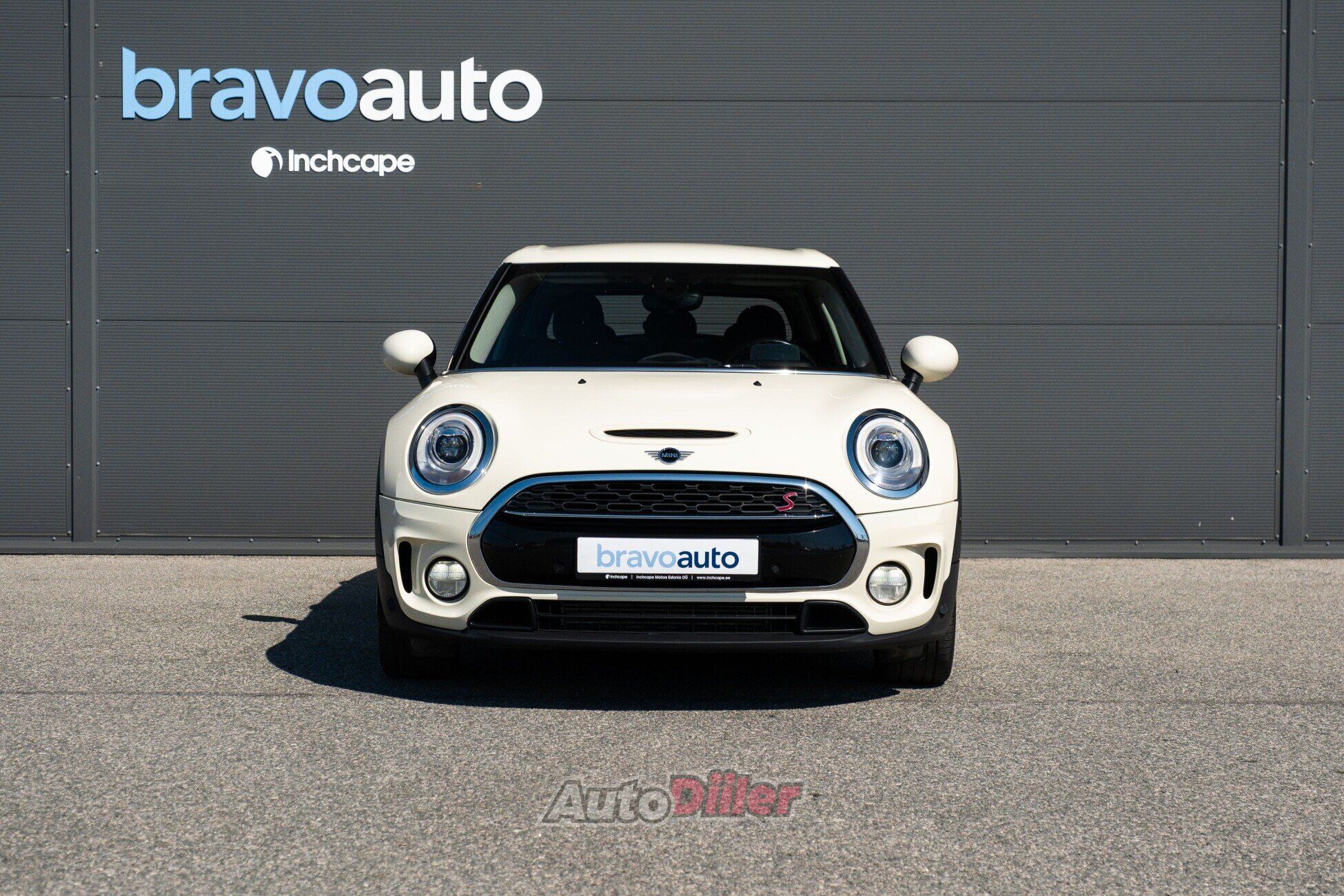 MINI Clubman 2018, photo 2/10