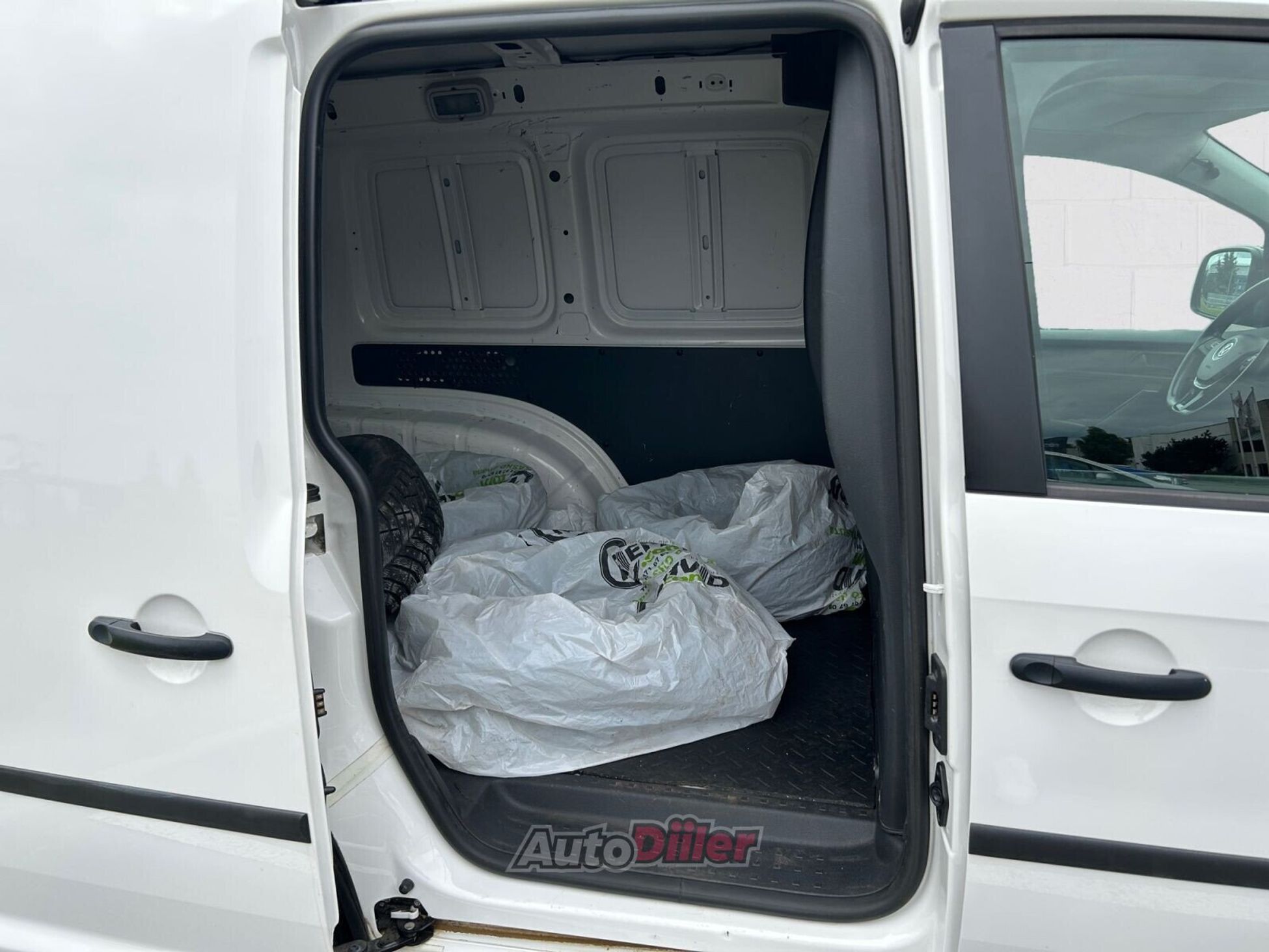 Volkswagen Caddy 2019, kuva 7/10