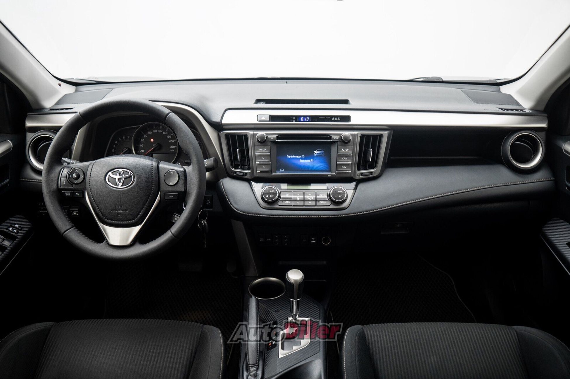 Toyota RAV4 2.0 111kW 2015, photo 2/10
