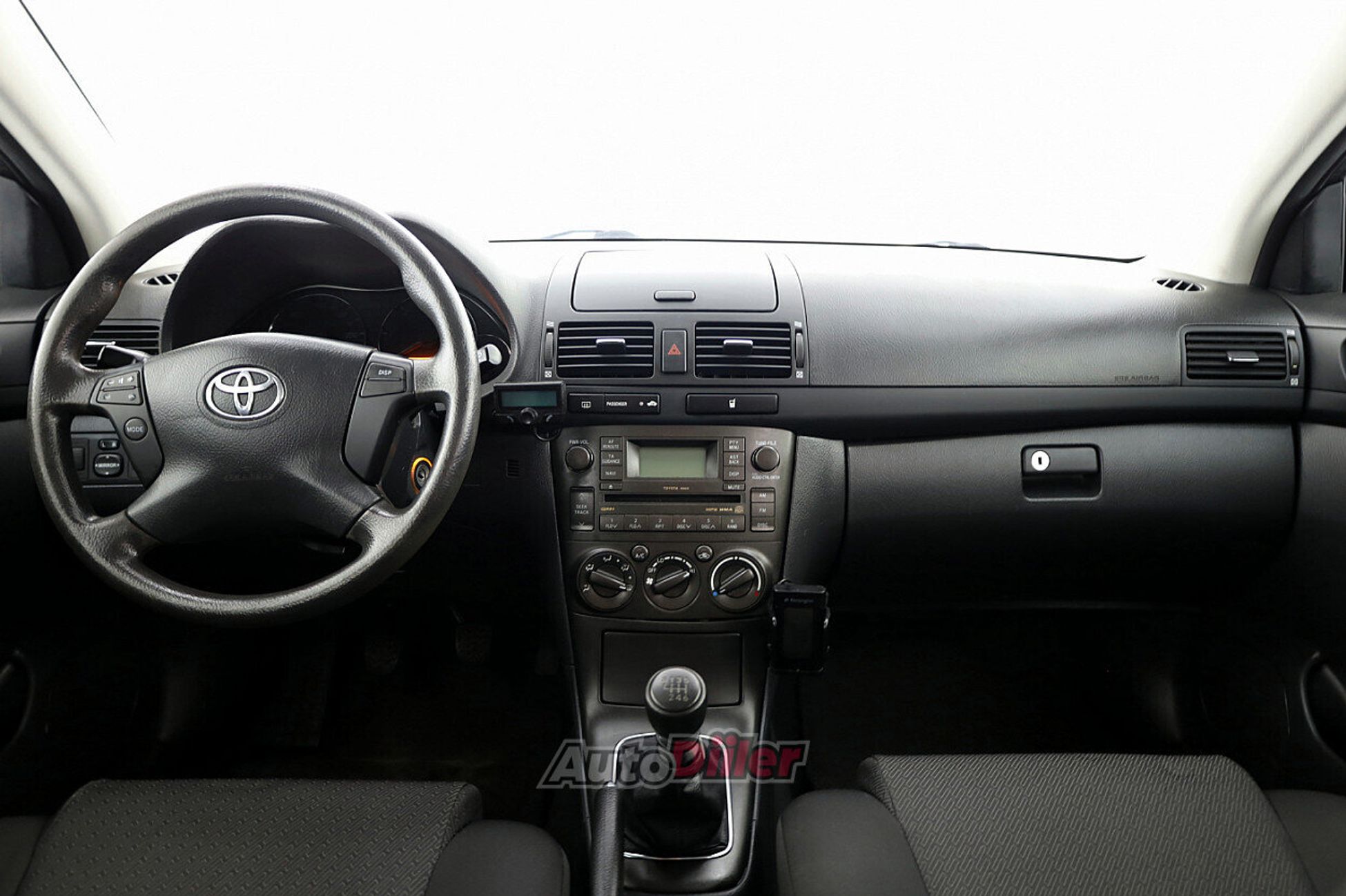 Toyota Avensis 2.0 93kW 2007, photo 5/8