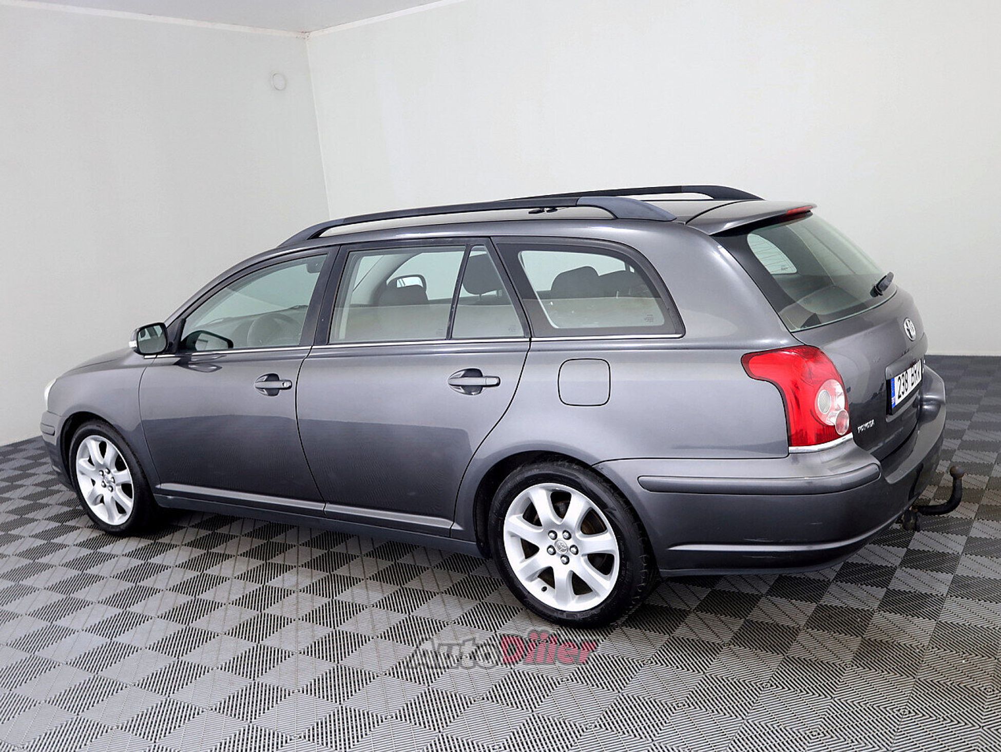 Toyota Avensis 2.0 93kW 2007, photo 4/8