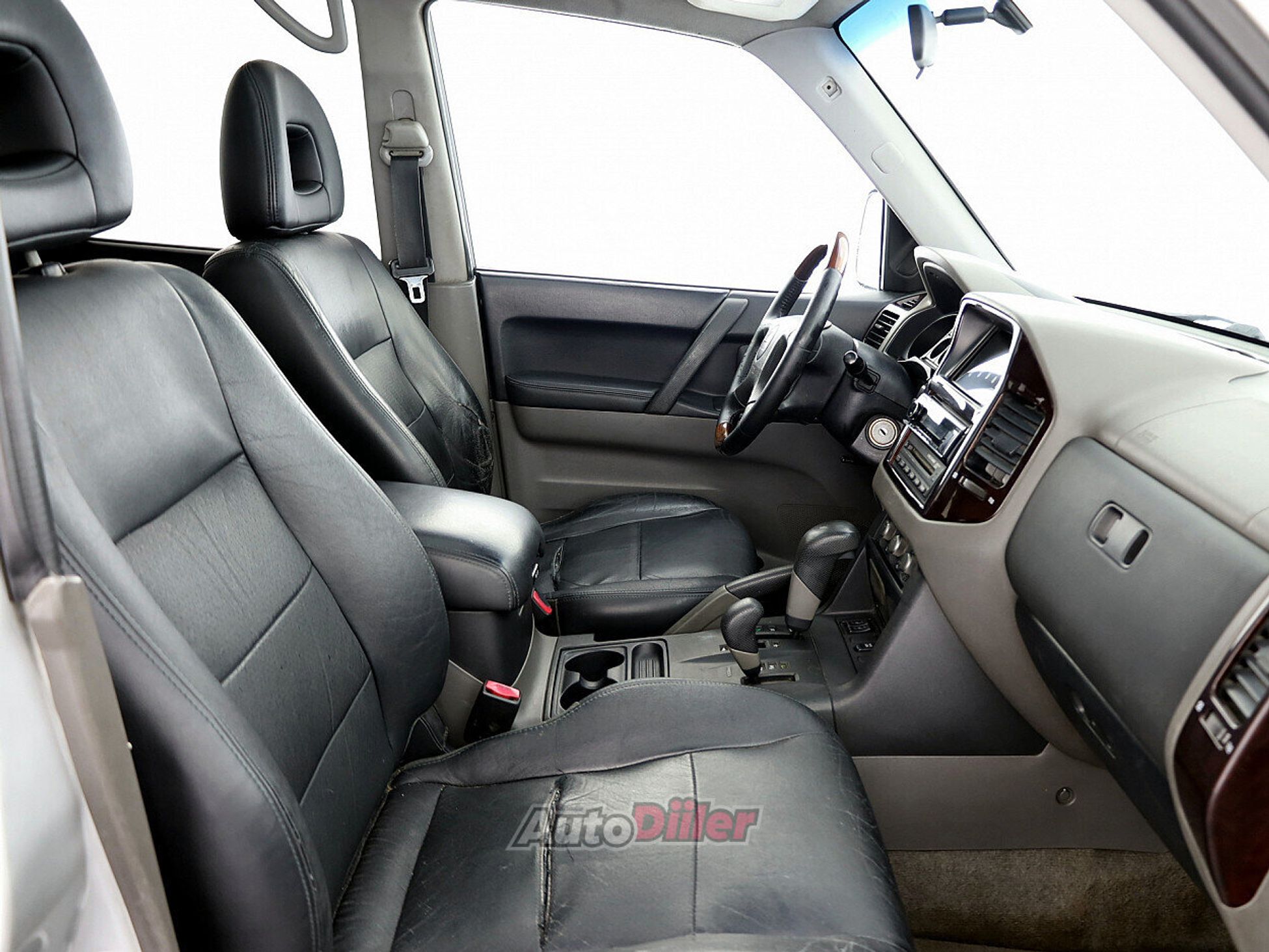 Mitsubishi Pajero 3.2 118kW 2002, photo 6/9