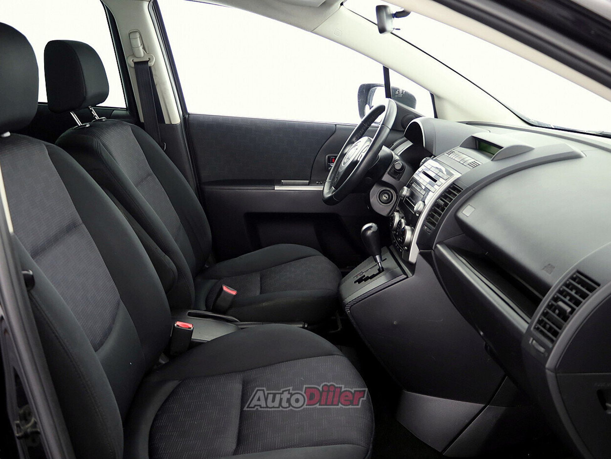 Mazda 5 2.0 107kW 2008, photo 6/8