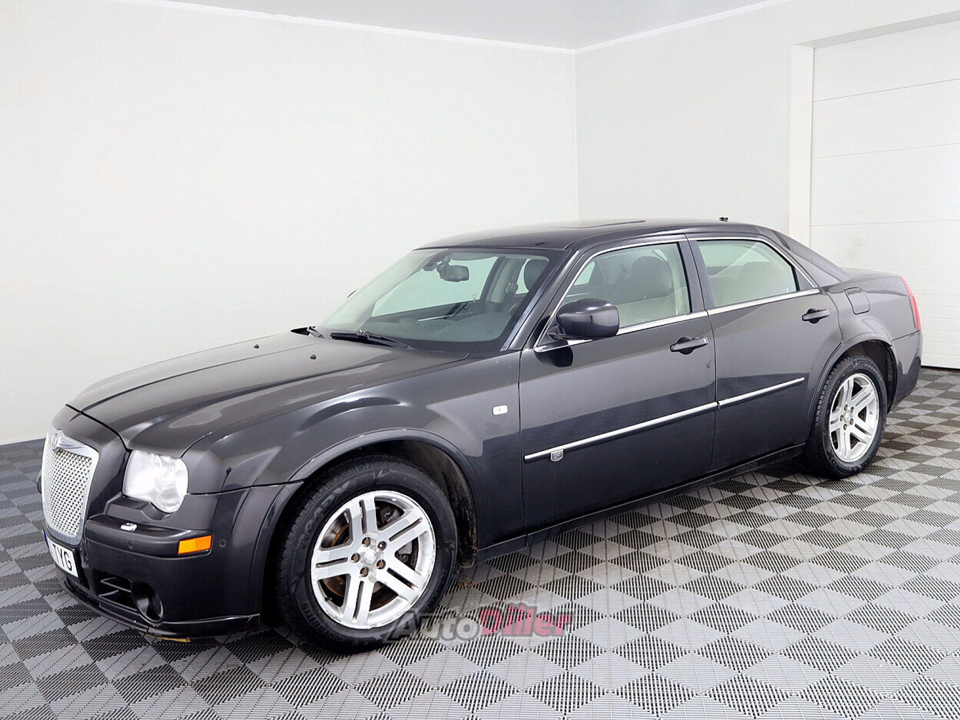 Chrysler 300C 3.0 155kW 2009, photo 2/10