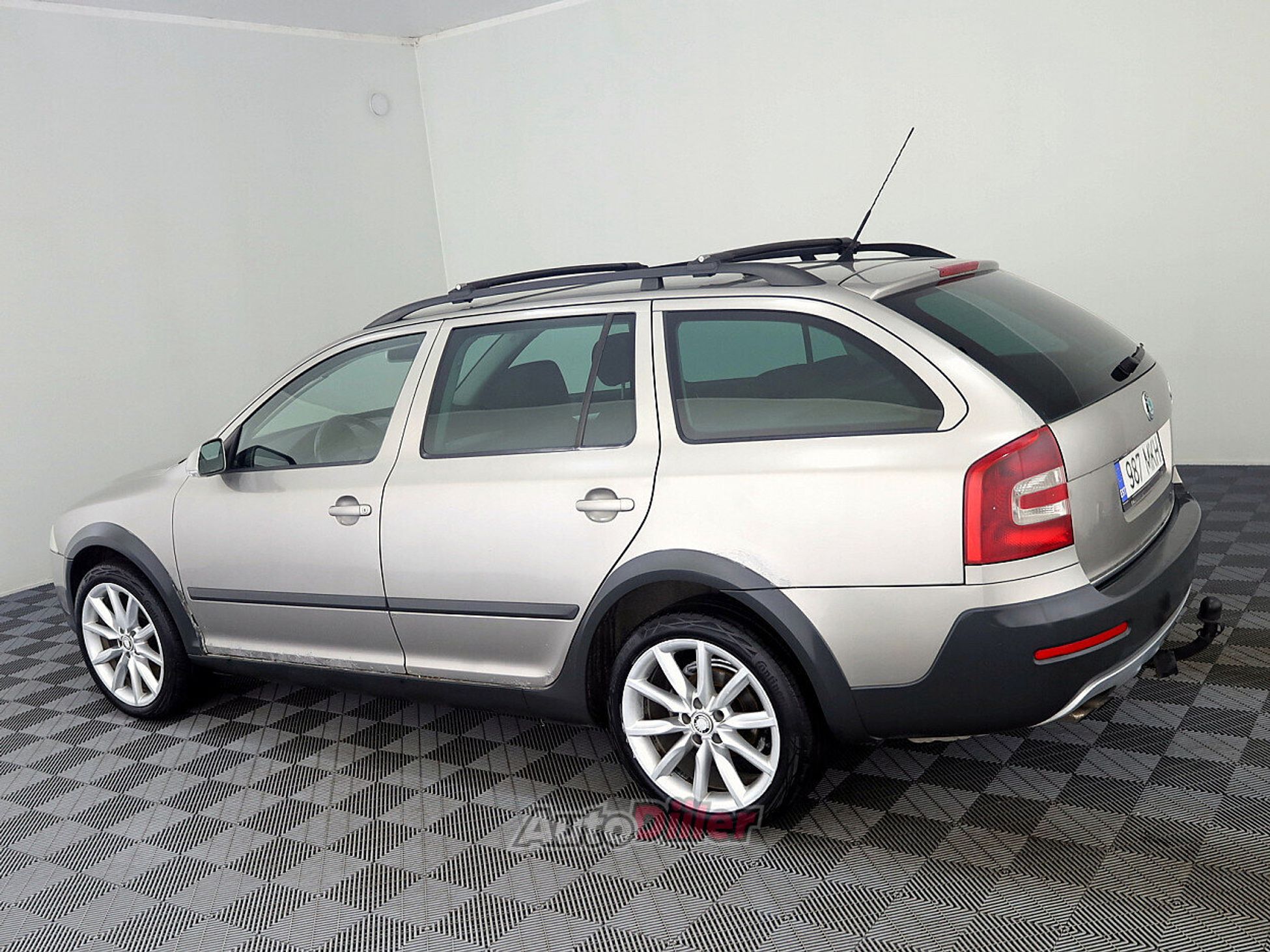 Skoda Octavia 2.0 103kW 2007, kuva 4/9