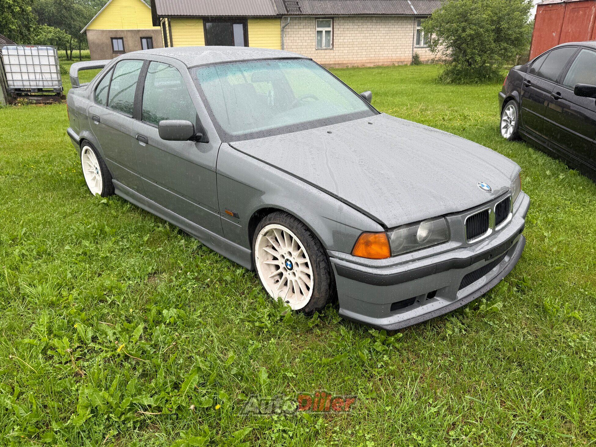 BMW 318 1.8 85kW 1995, kuva 2/4