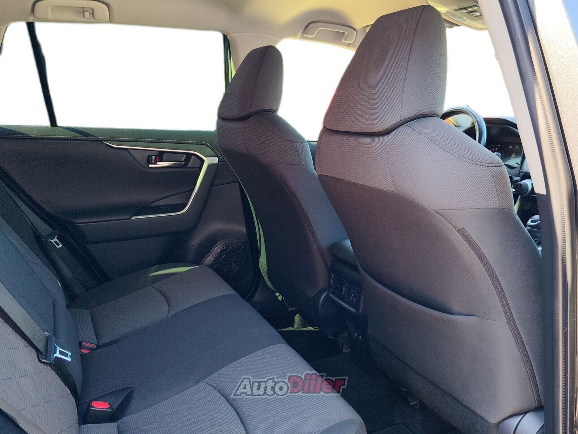 Toyota RAV4 2021, kuva 7/10