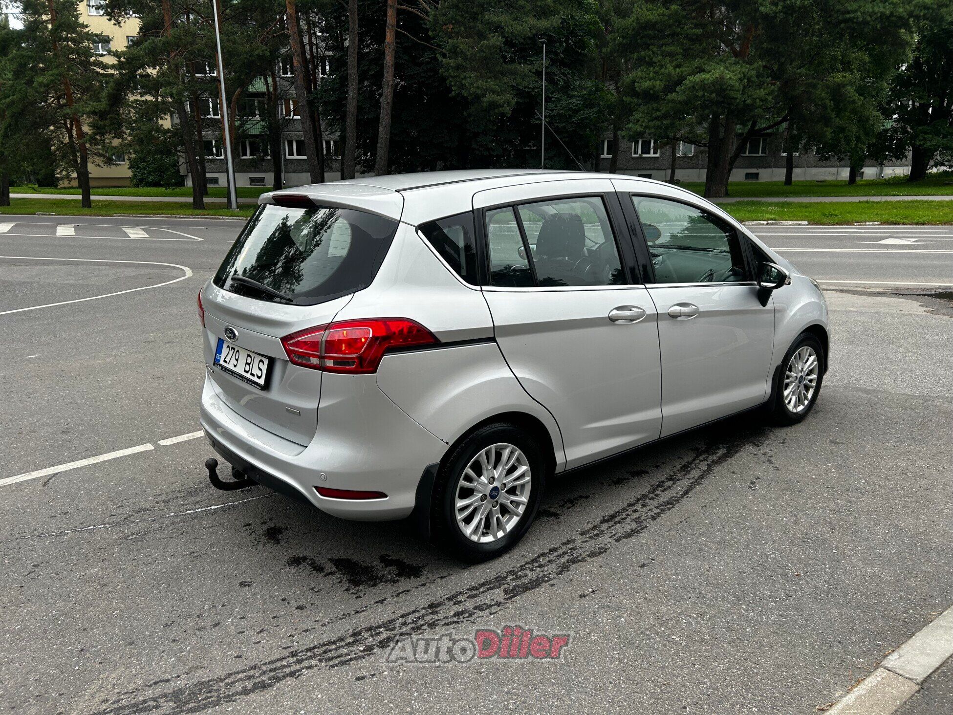 Ford B-Max 1.0 92kW 2014, kuva 7/10