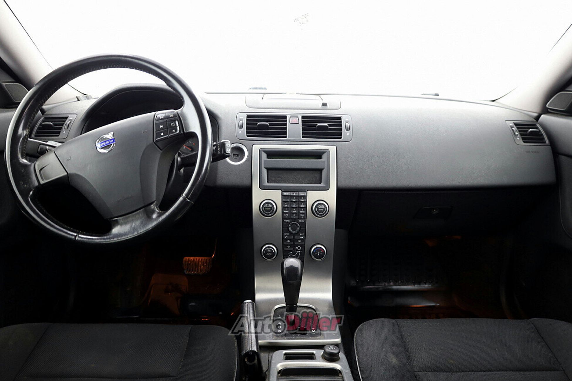 Volvo V50 2.0 100kW 2009, photo 5/7