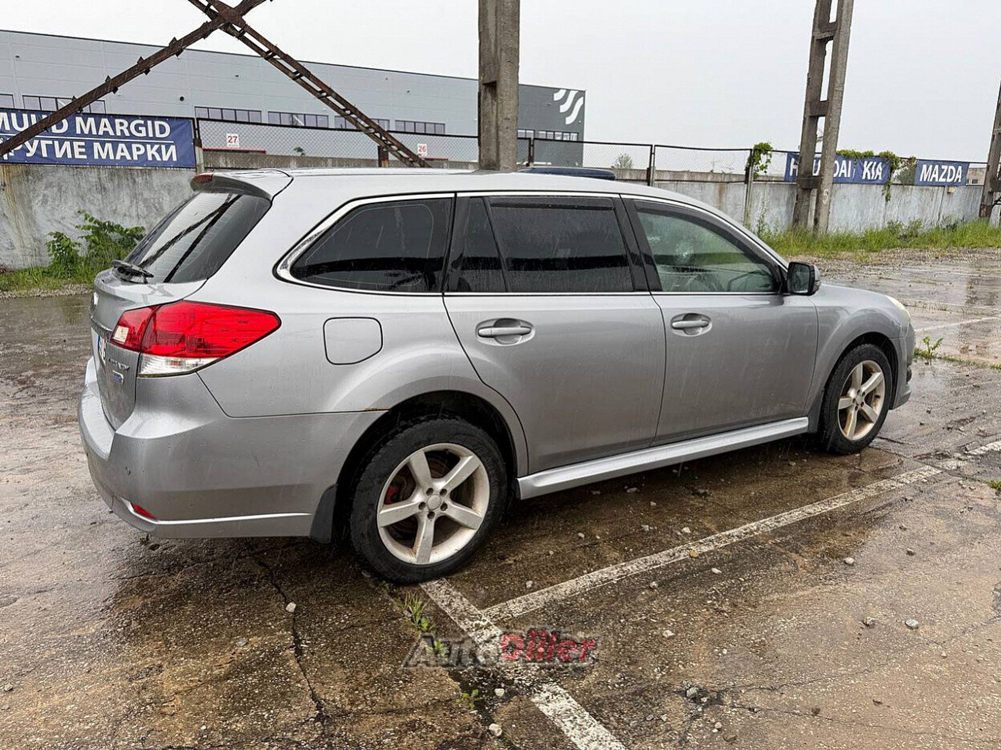 Subaru Legacy 2.0 110kW 2010, photo 3/7
