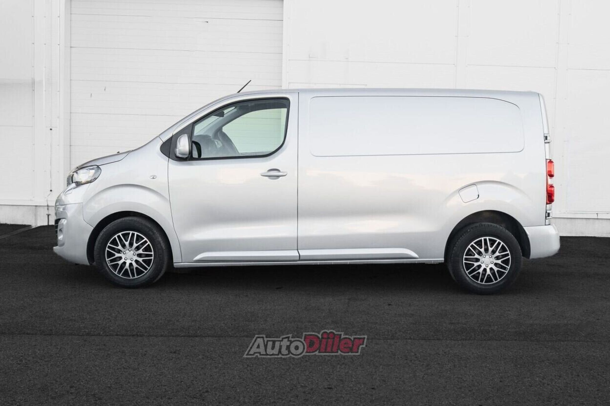 Peugeot Expert Premium L2 2.0 90kW 2020, photo 5/10