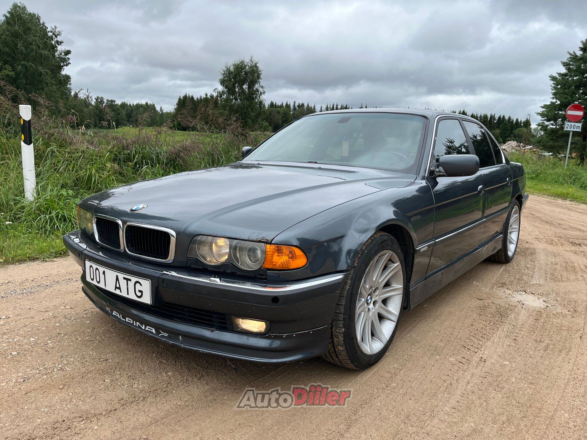 BMW 730