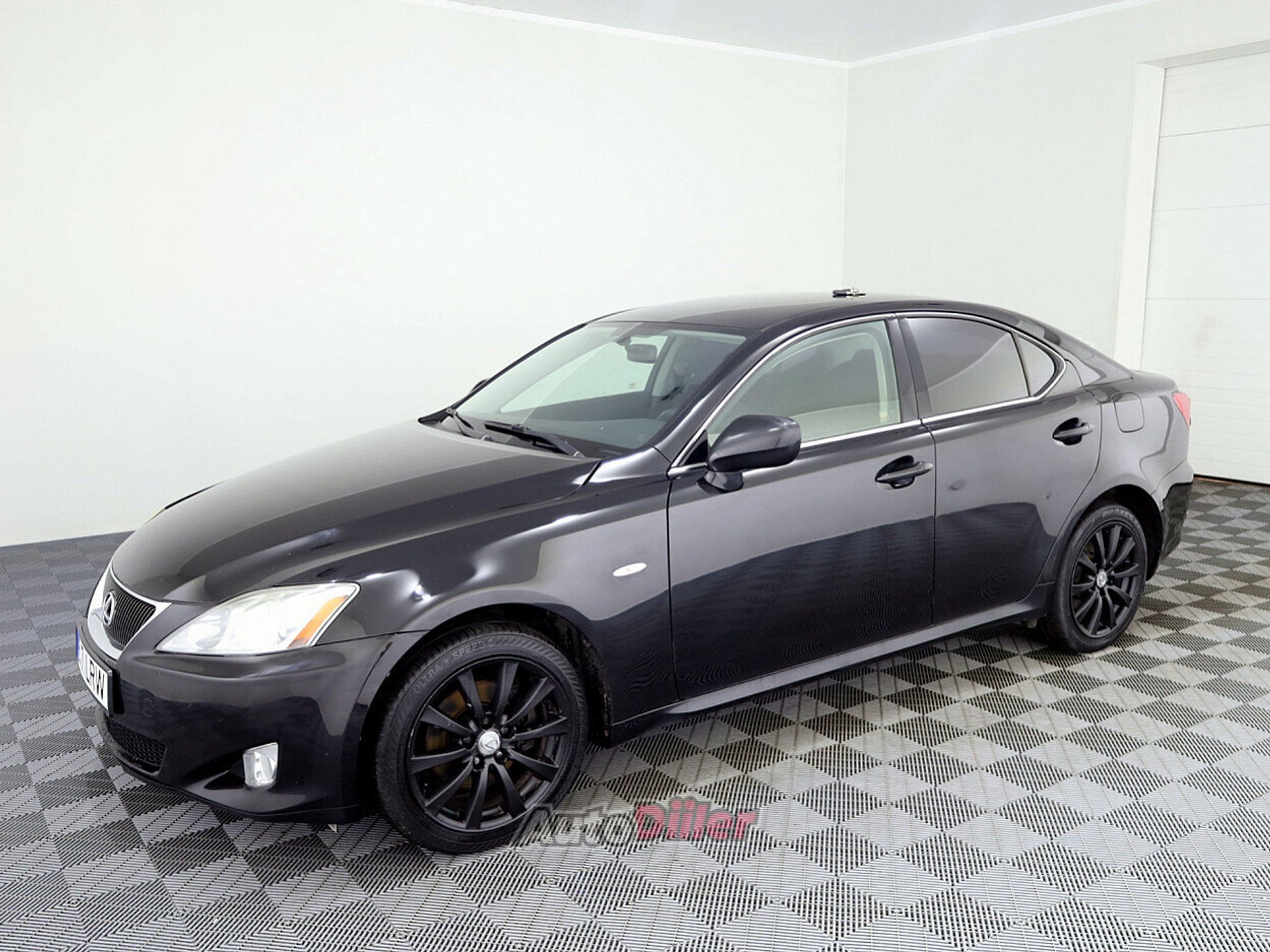 Lexus IS 220 2.2 130kW 2006, photo 2/8