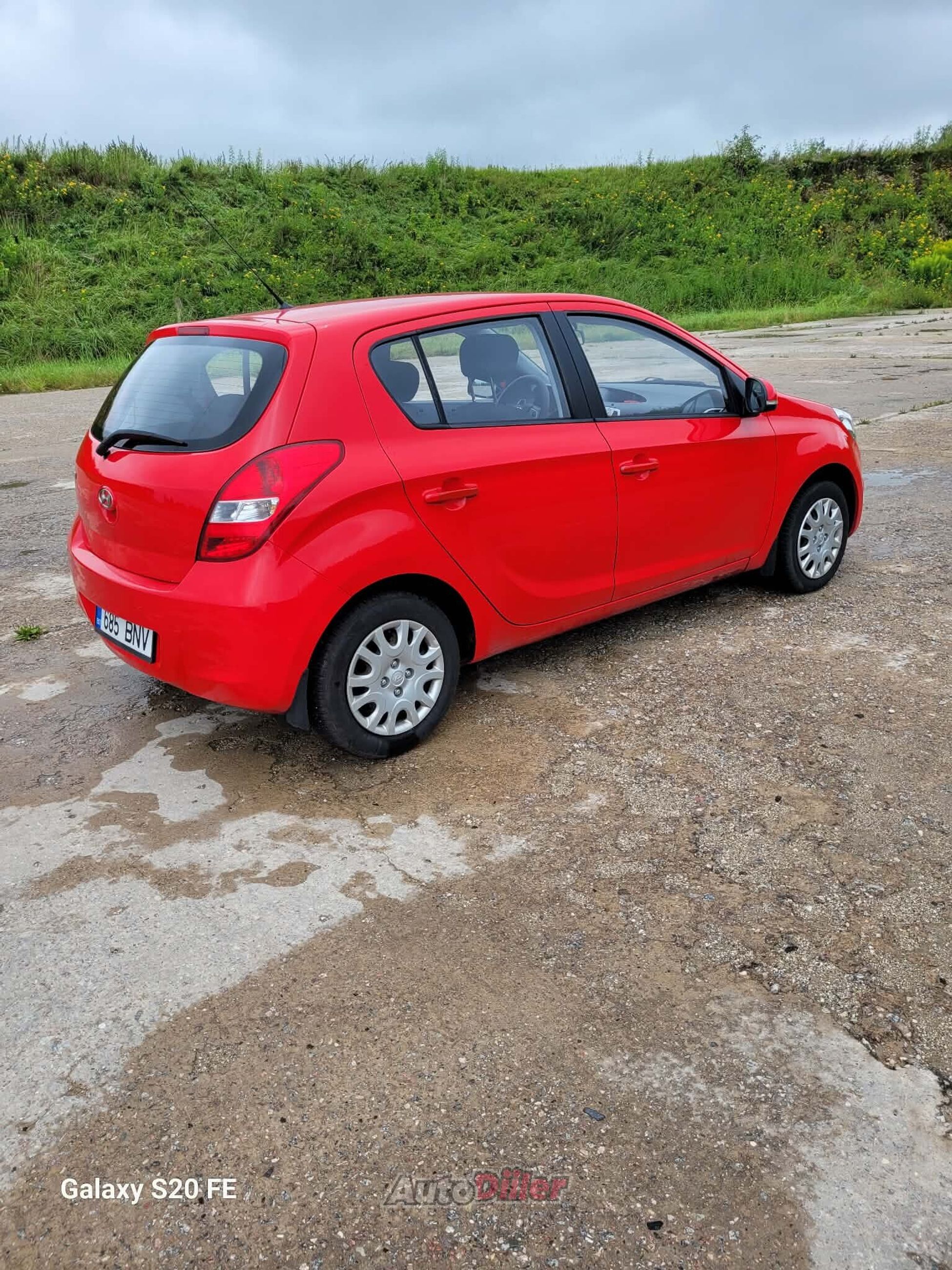 Hyundai i20 1.4 74kW 2011, kuva 3/7